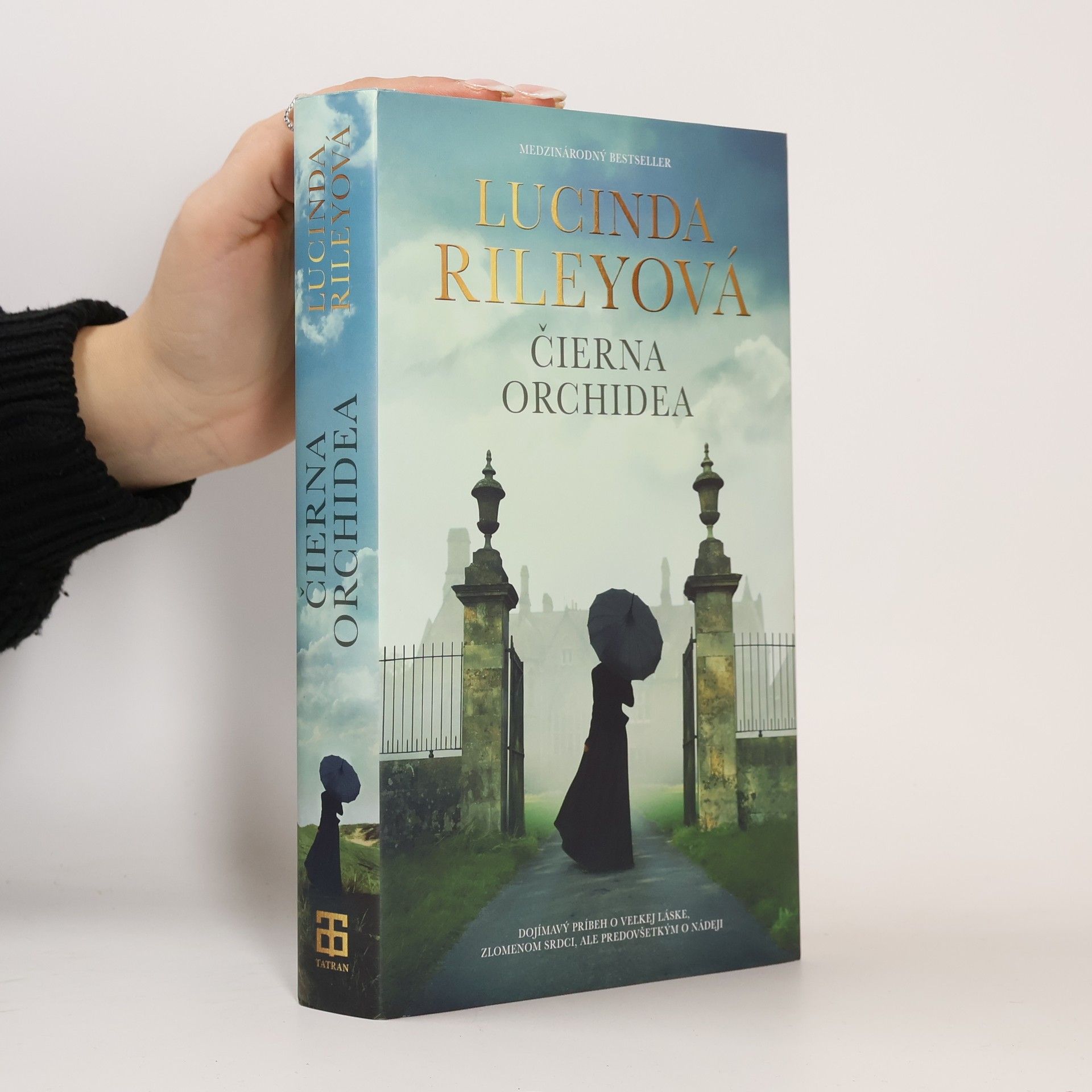 Lucinda Riley Čierna orchidea