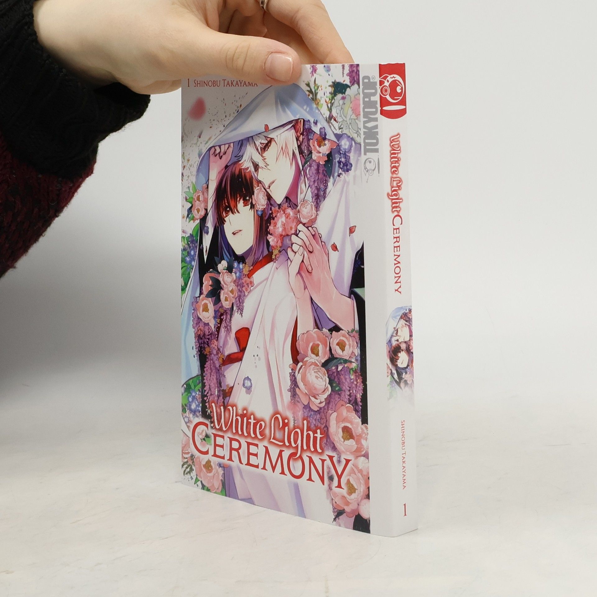 Shinobu Takayama White light ceremony 1