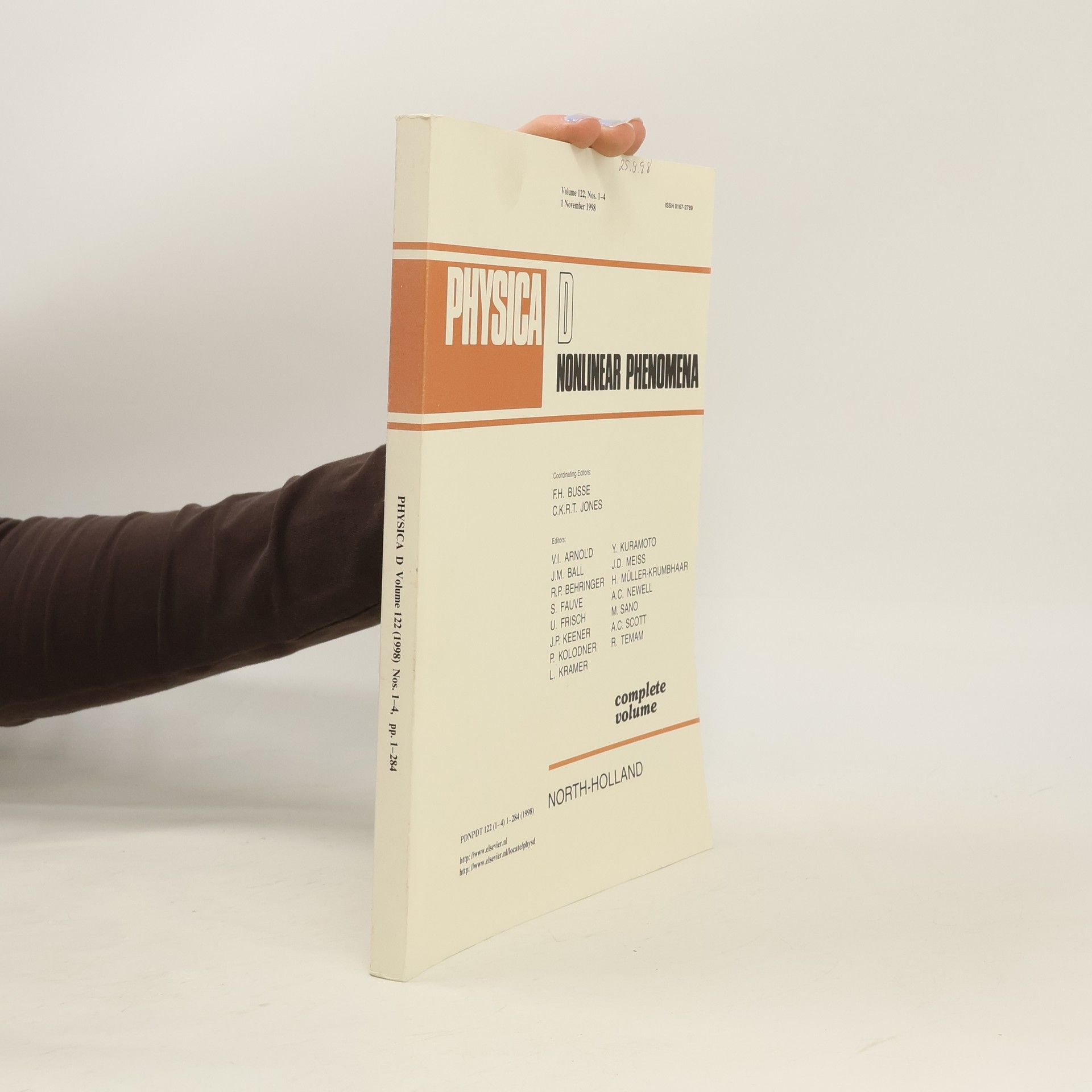 Kolektiv autorů Physica D: Nonlinear Phenomena 122