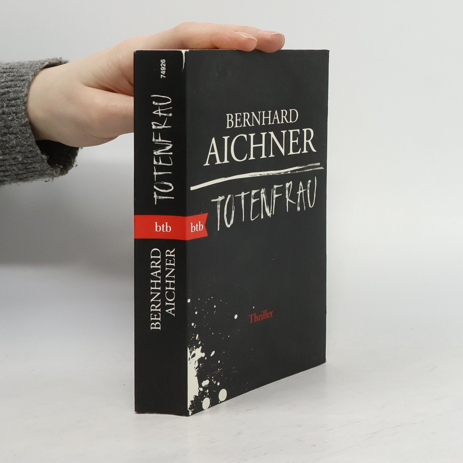 Bernhard Aichner Totenfrau