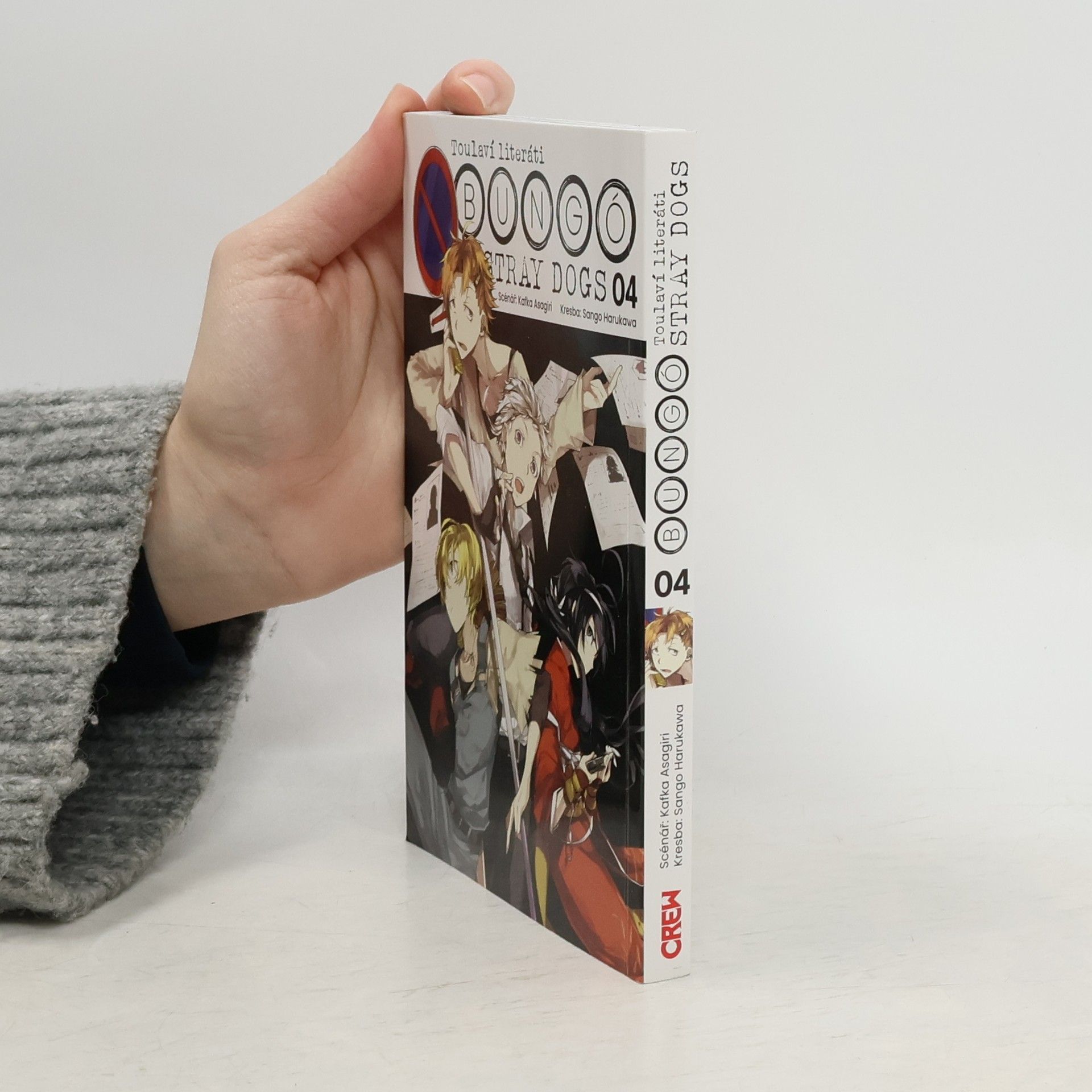 Kolektiv autorů Toulaví literáti. Bungó stray dogs. 04