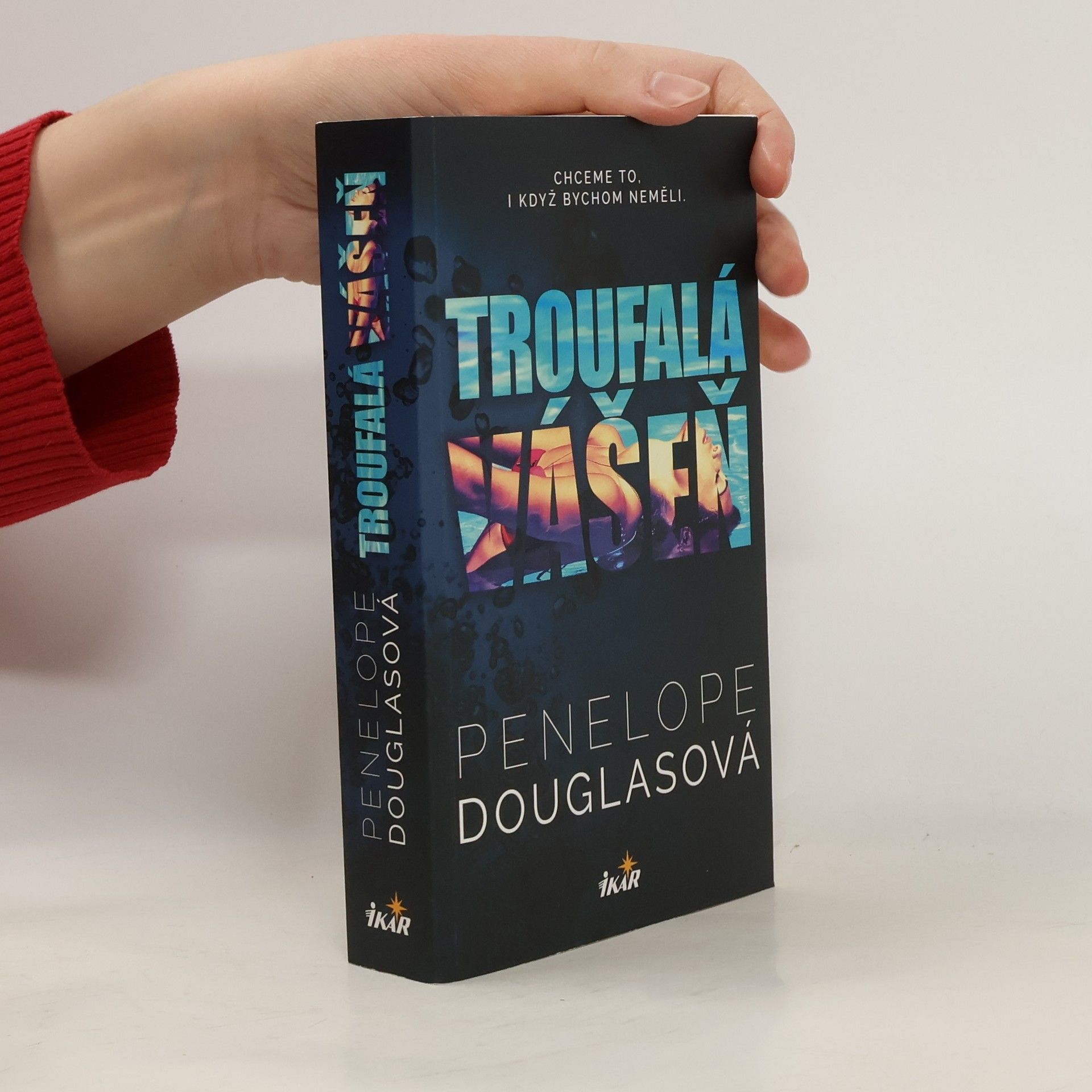 Penelope Douglas Troufalá vášeň