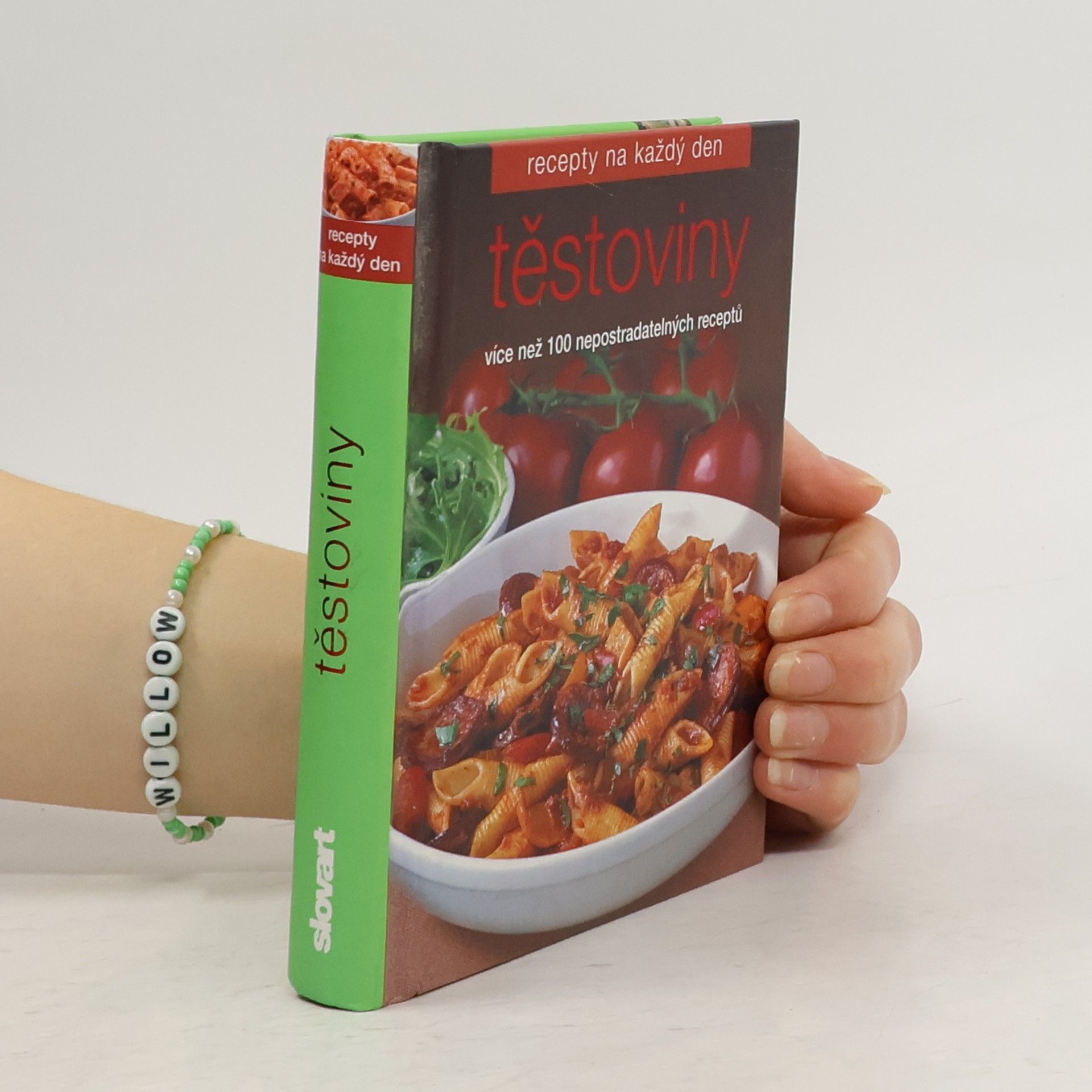 Kolektiv autorů Těstoviny. Více než 100 nepostradatelných receptů.