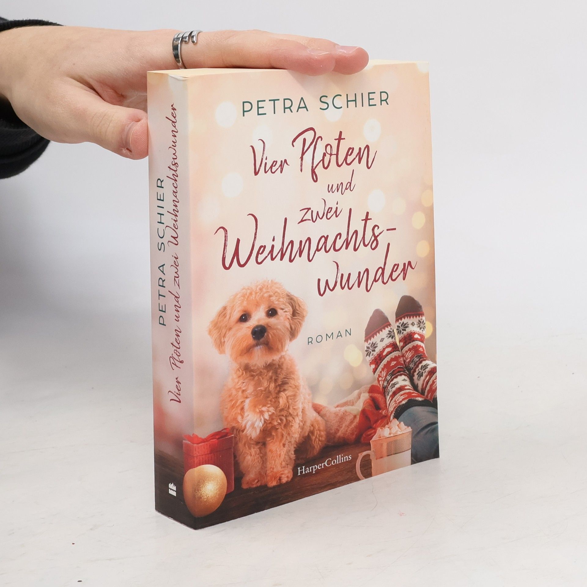 Petra Schier Vier Pfoten und zwei Weihnachtswunder