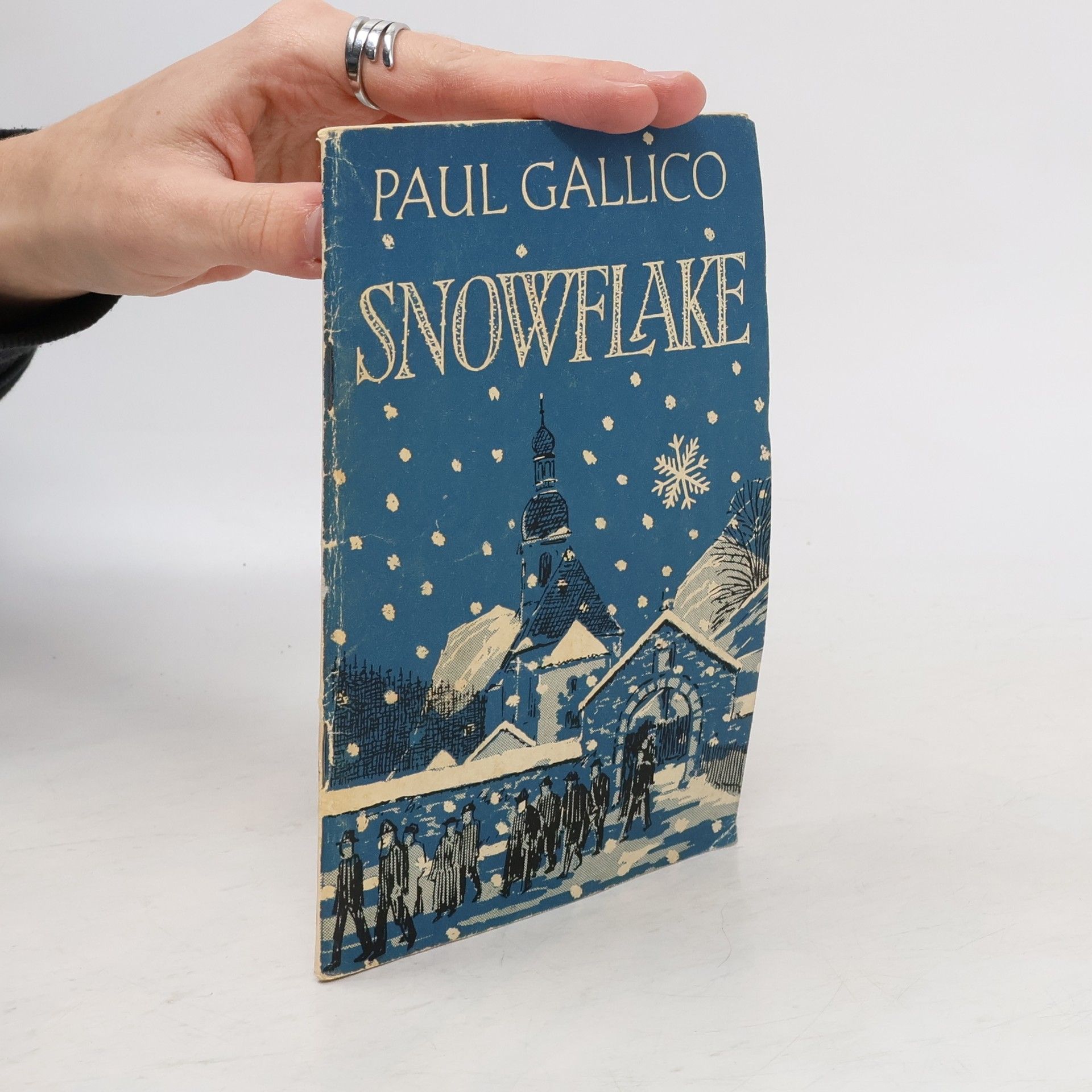 Paul Gallico Snowflake