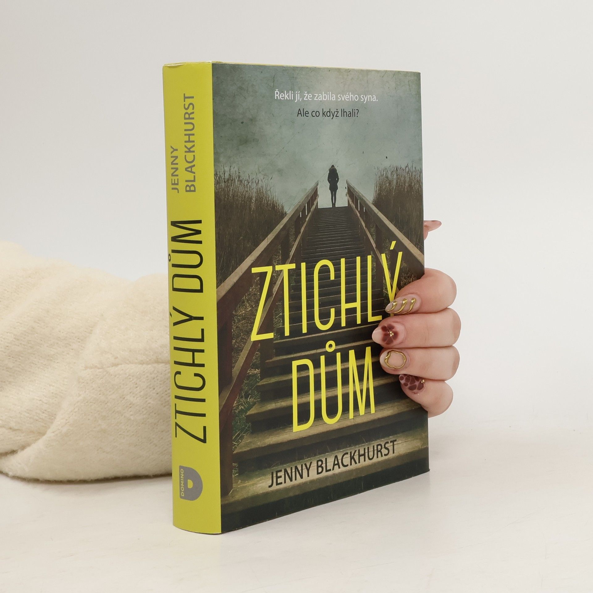 Jenny Blackhurst Ztichlý dům