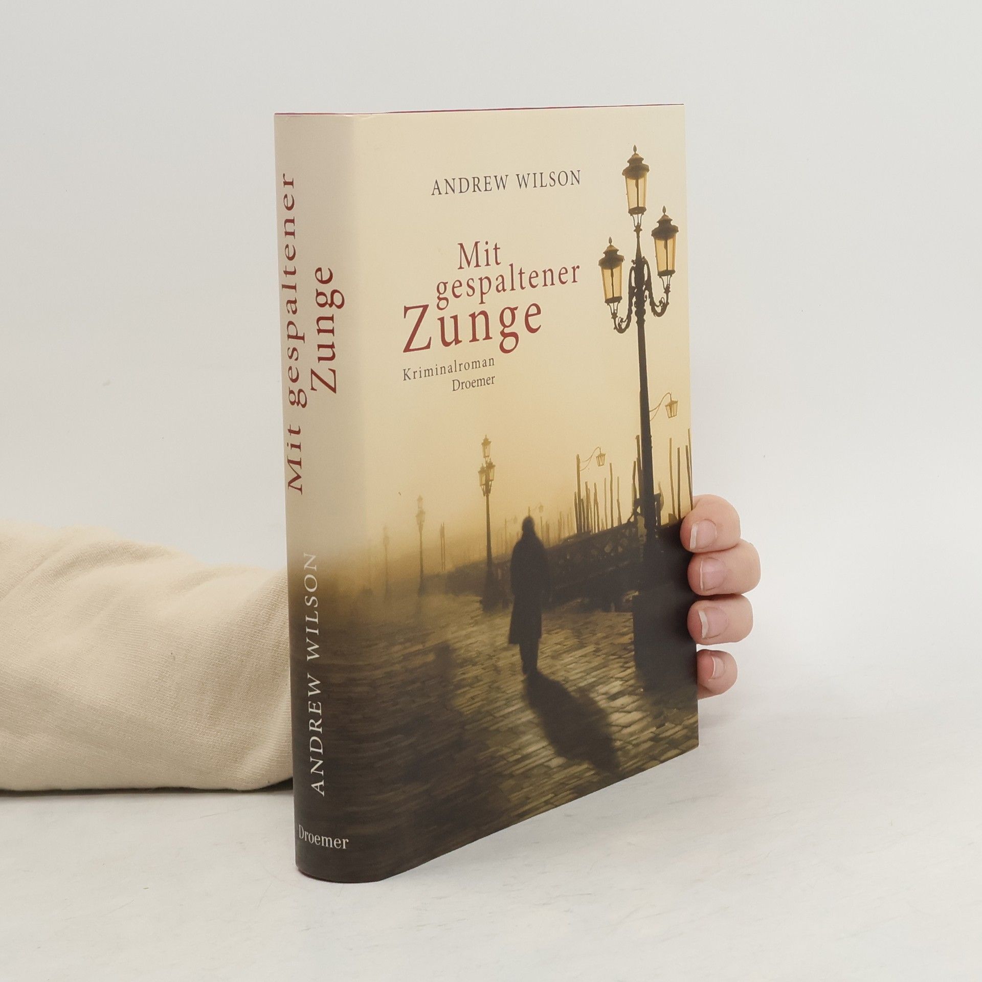 Andrew Wilson Mit gespaltener Zunge