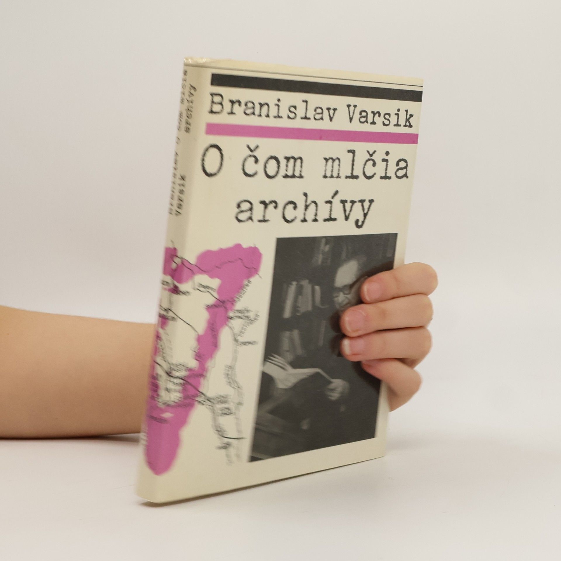 O čom mlčia archívy