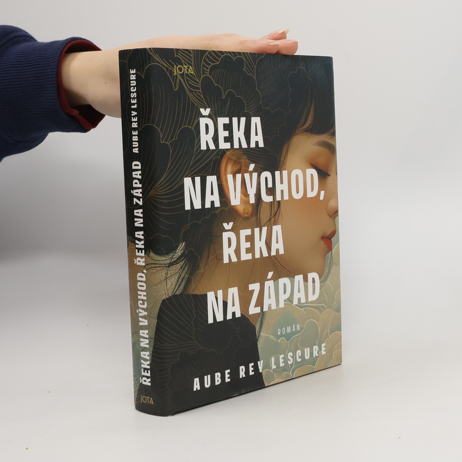 Řeka na východ, řeka na západ