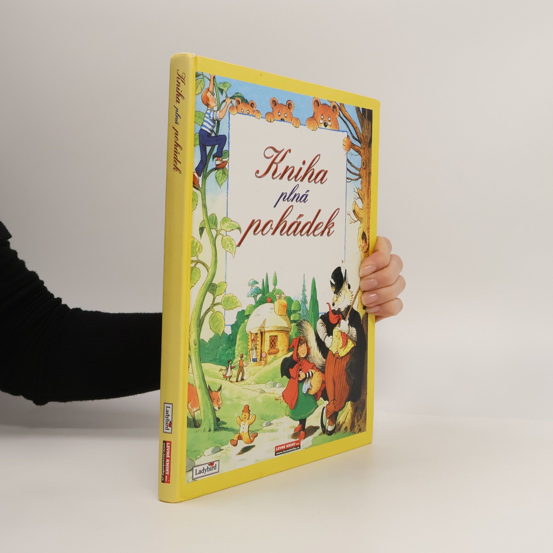 Kniha plná pohádek
