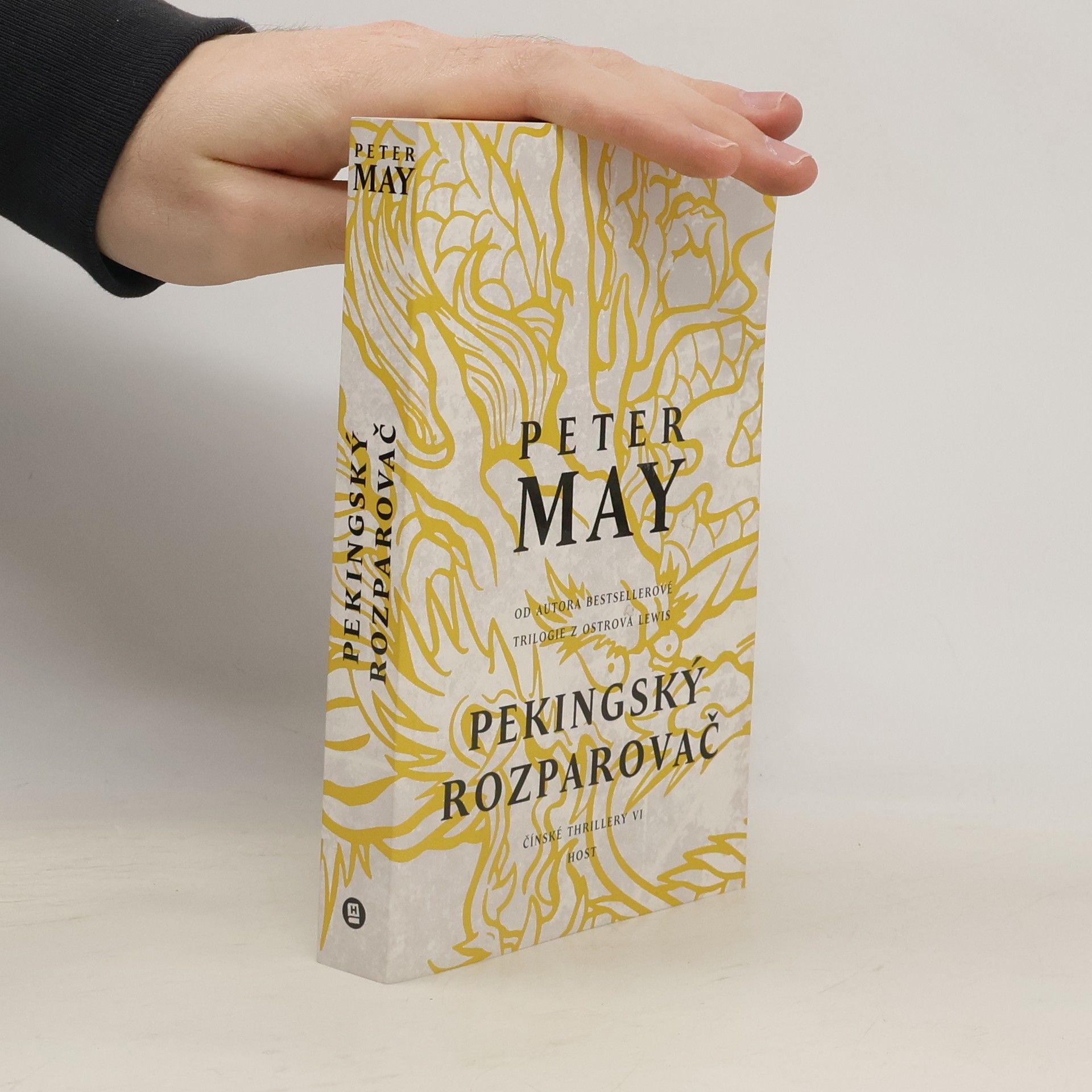 Peter May Pekingský rozparovač