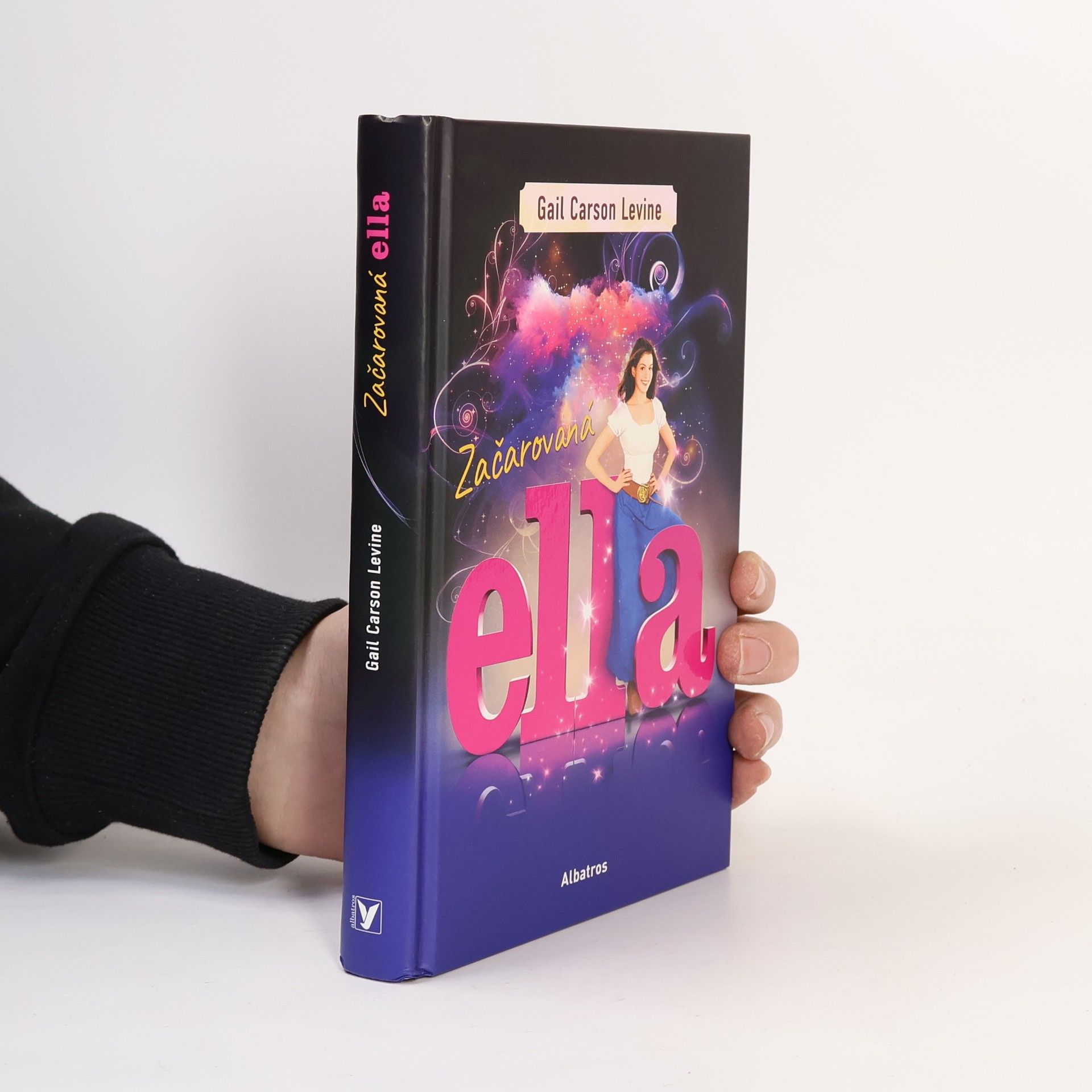 Gail Carson Levine Začarovaná Ella