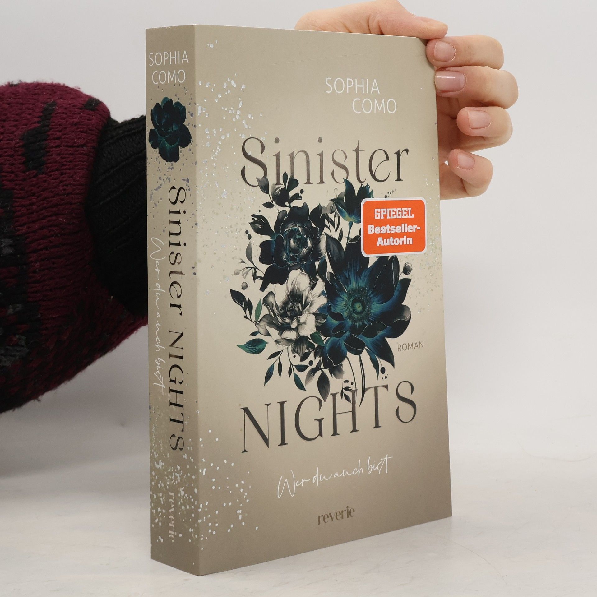 Sophia Como Sinister Nights