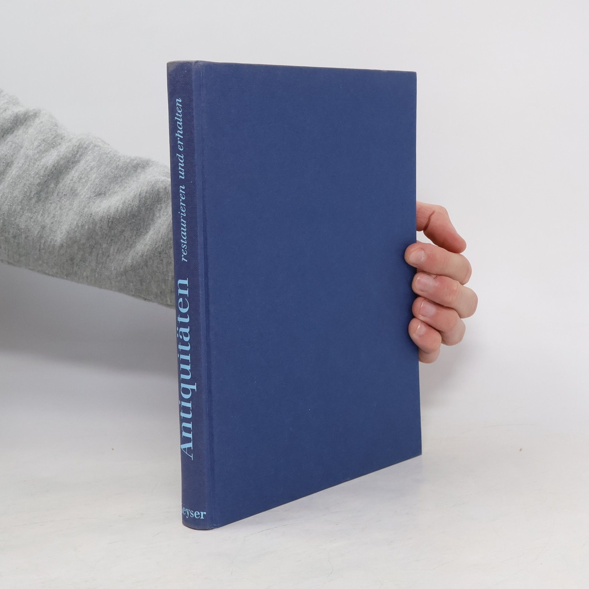 Dennis Young Antiquitäten restaurieren und erhalten