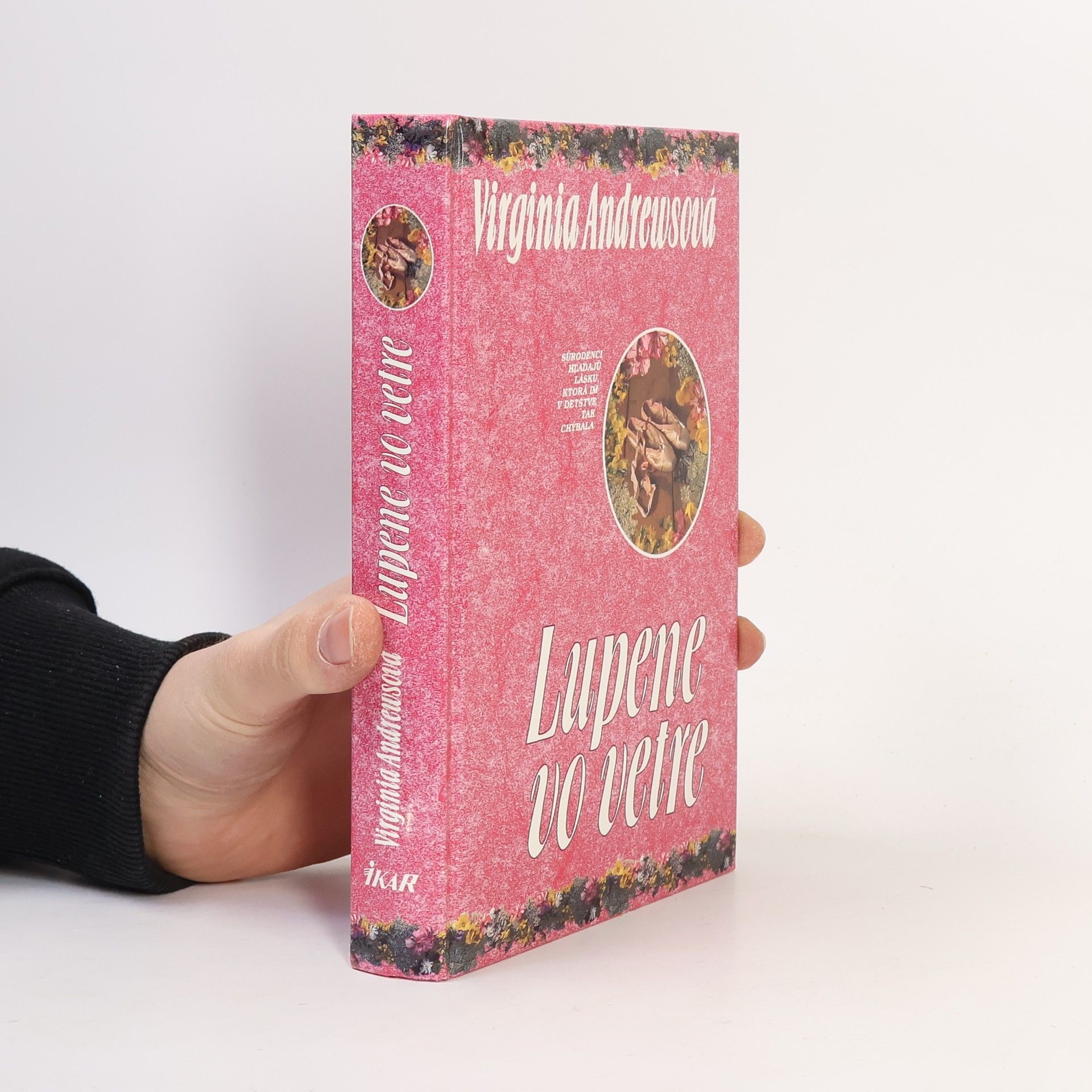 V. C. Andrews Lupene vo vetre