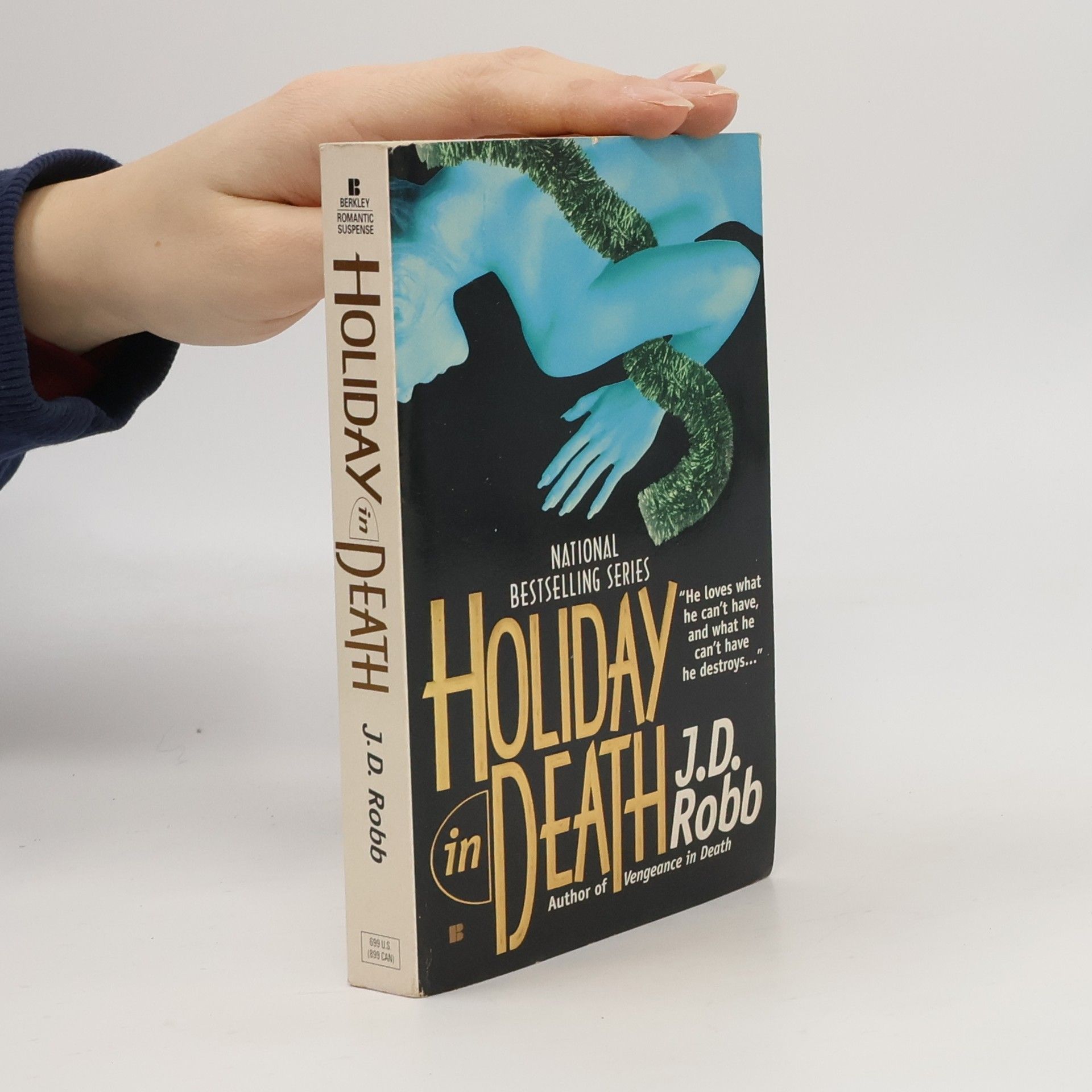 Nora Roberts Holiday in Death