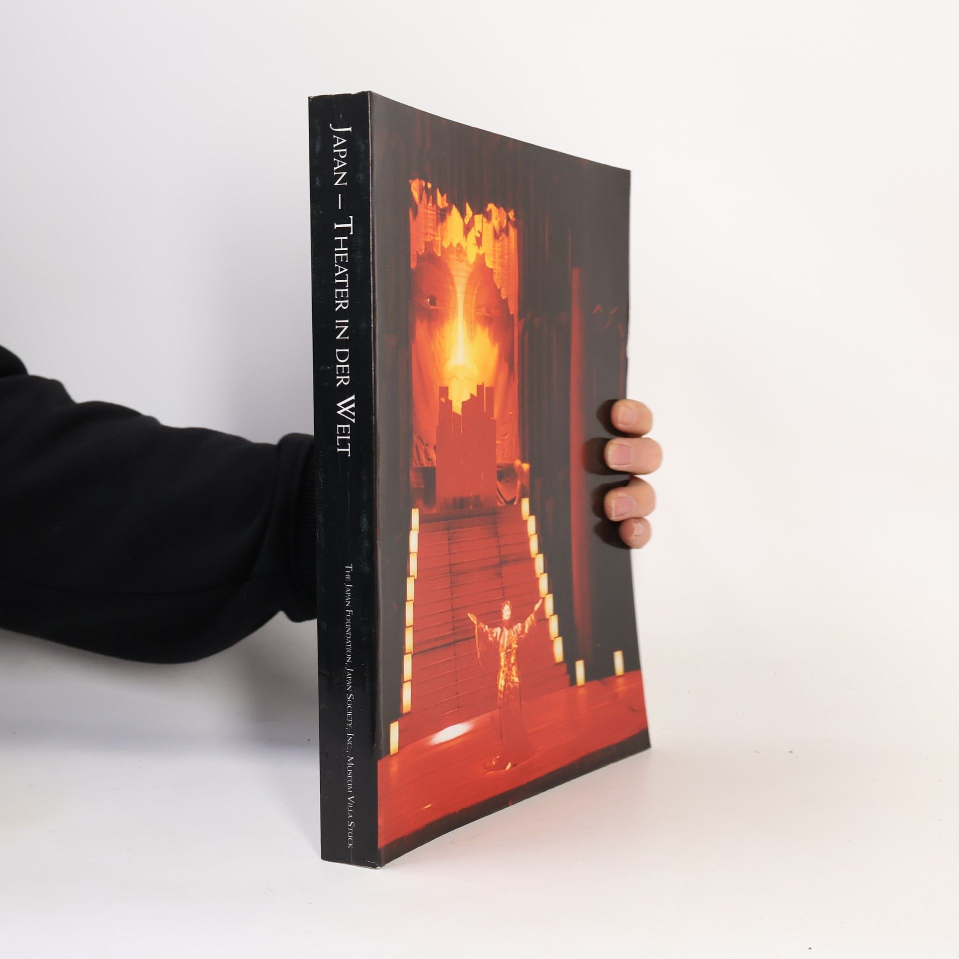 Samuel Leiter Japanese Theater in the World