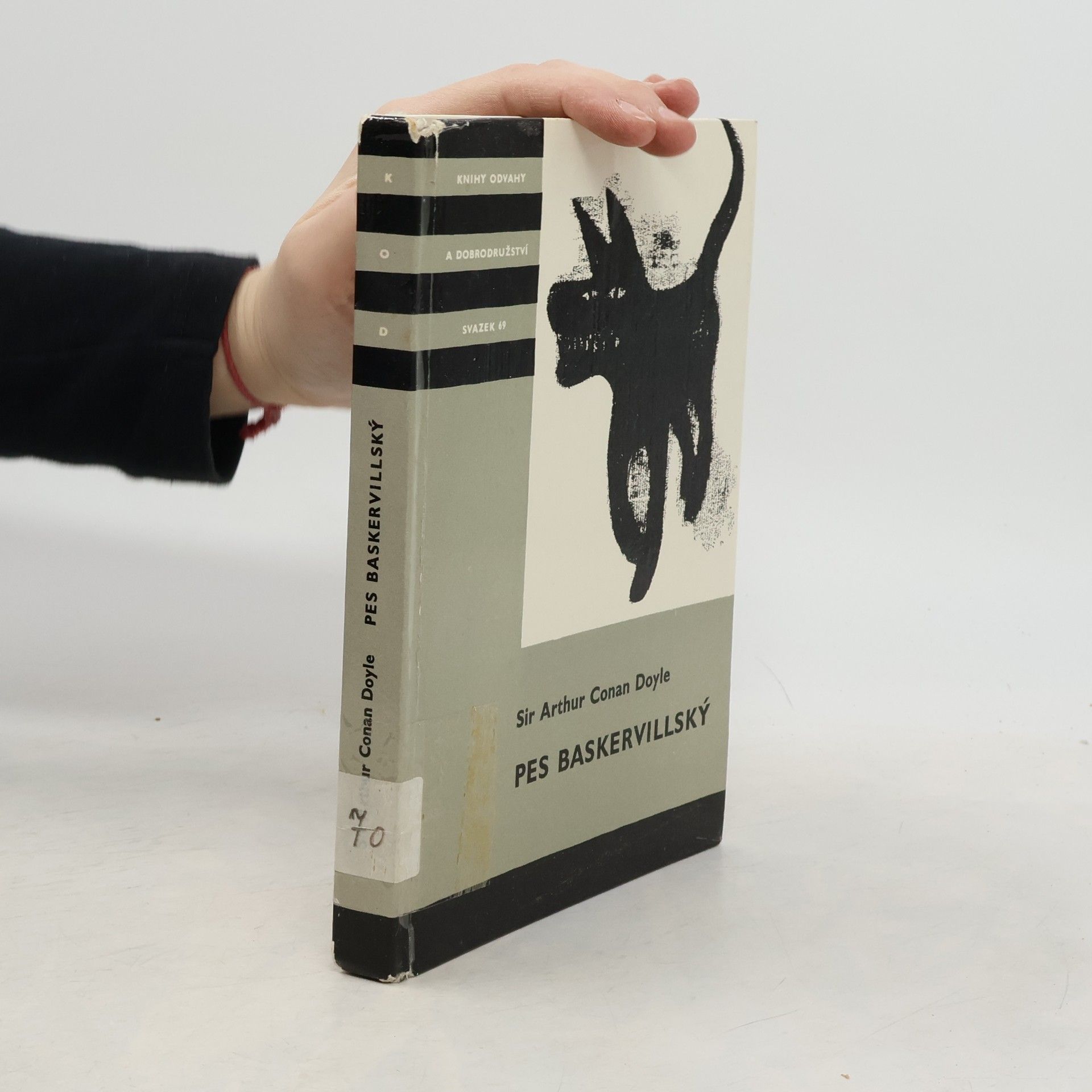 Arthur Conan Doyle Pes baskervillský