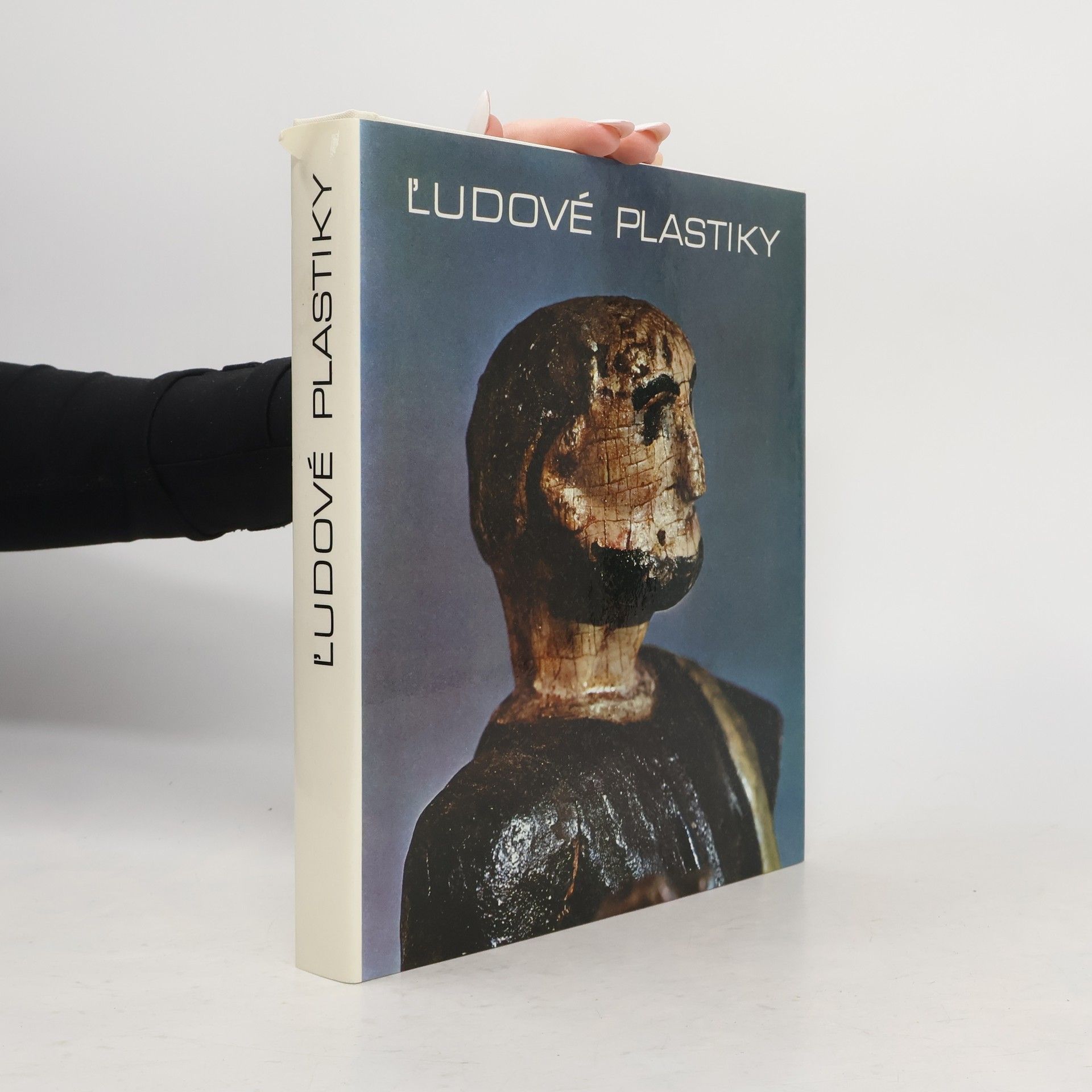 Soňa Kovačevičová Ľudové plastiky