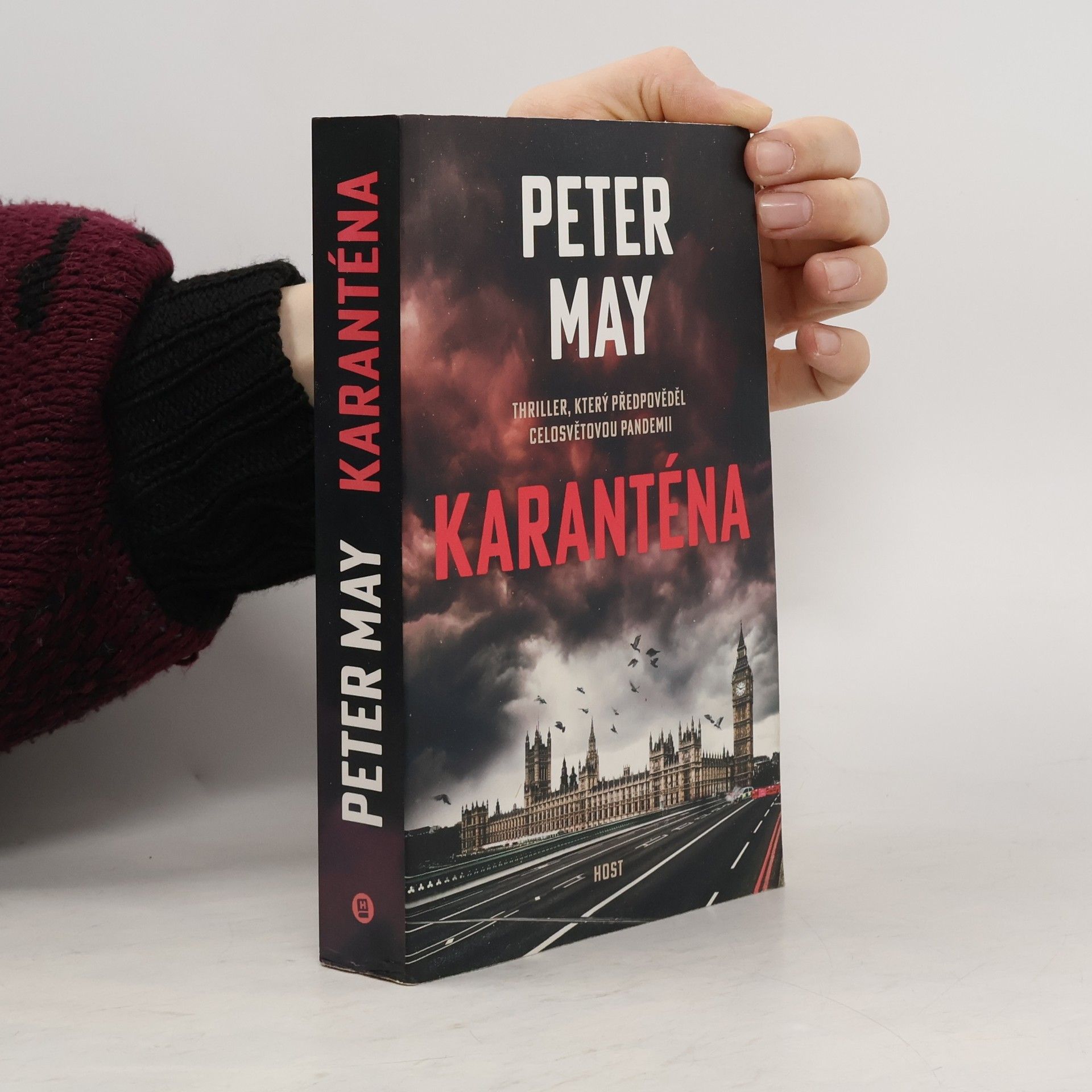 Peter May Karanténa