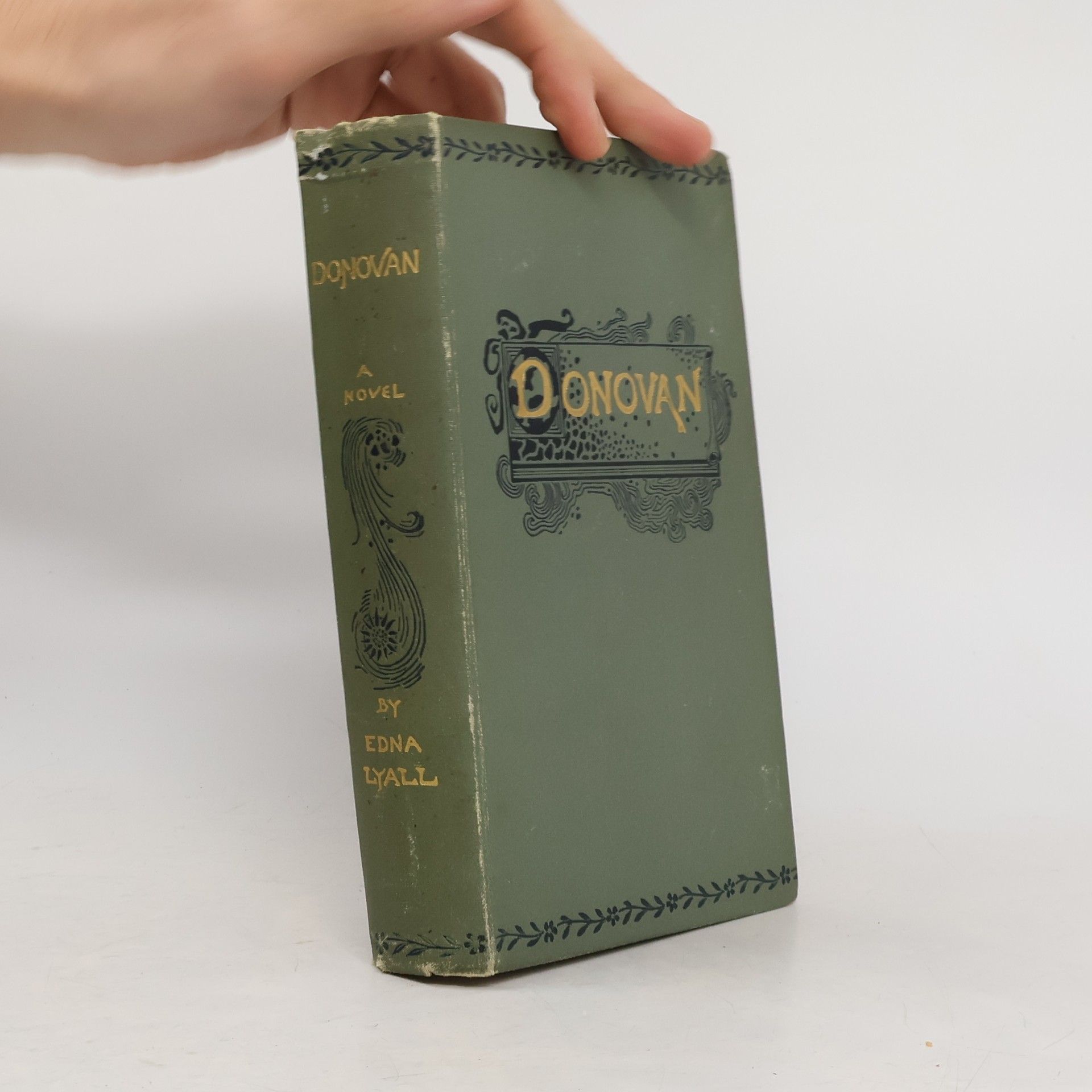 Donovan. A Modern Englishman