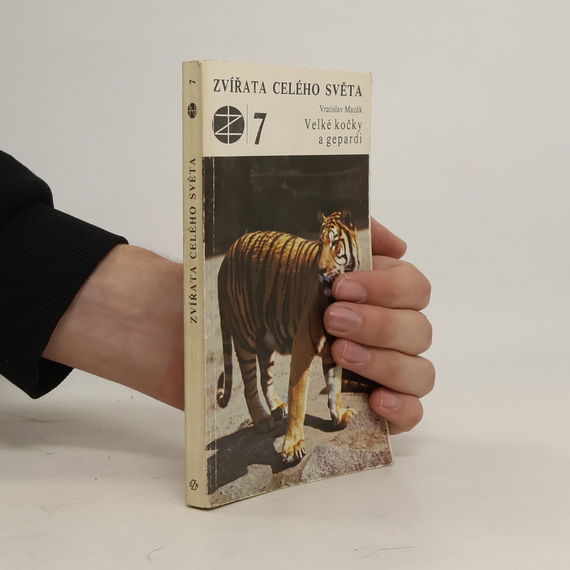 Vratislav Mazák Zvířata celého světa 7. Velké kočky a gepardi