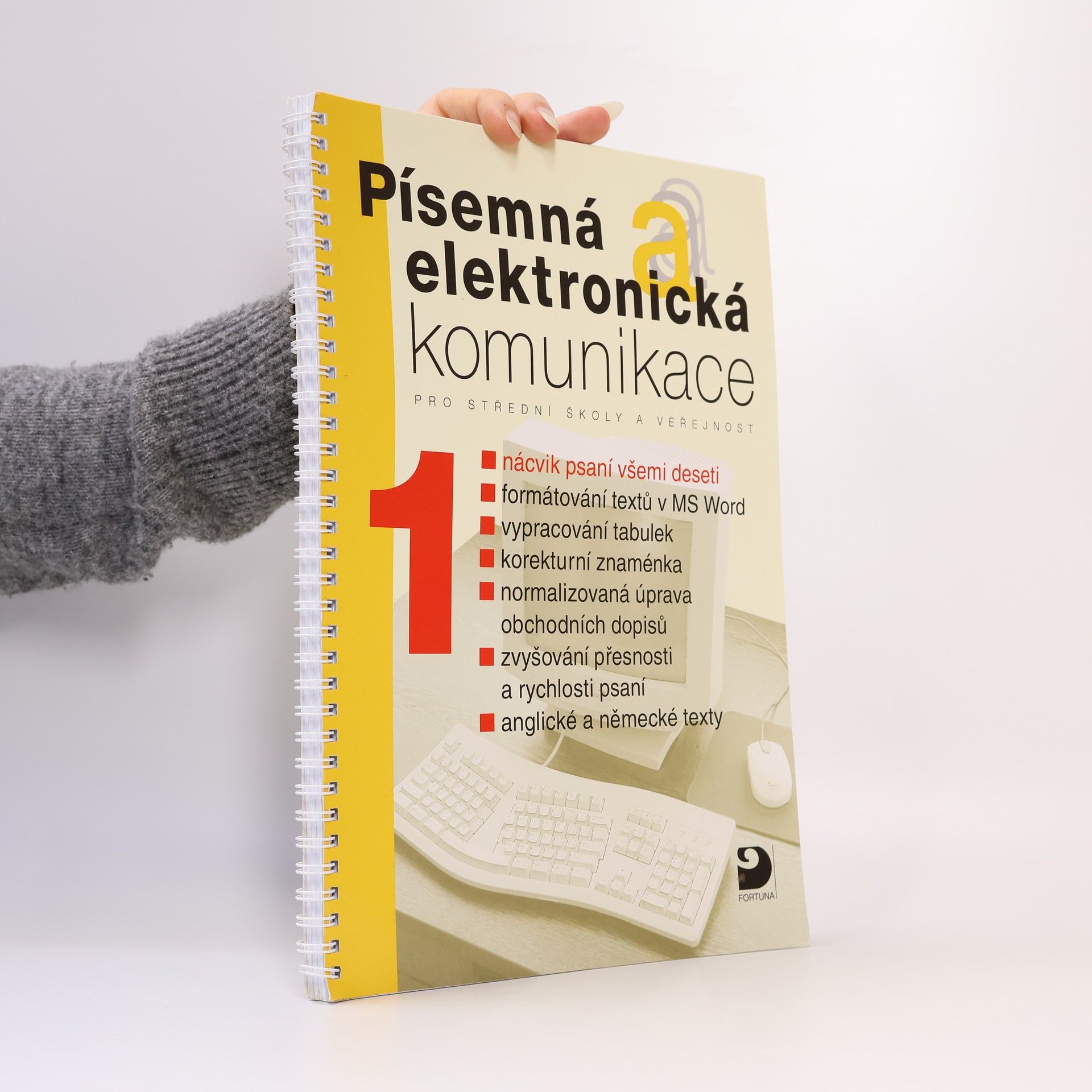 Jiří Kroužek Písemná a elektronická komunikace pro střední školy a veřejnost. 1