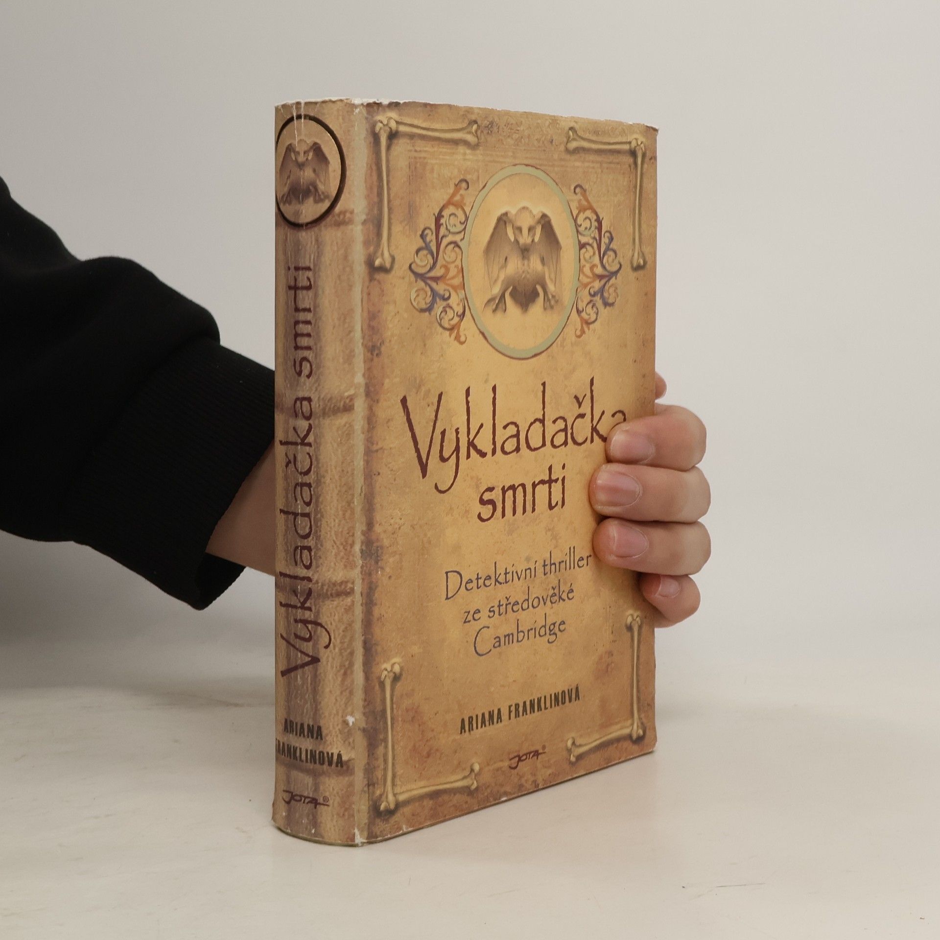 Ariana Franklinová Vykladačka smrti