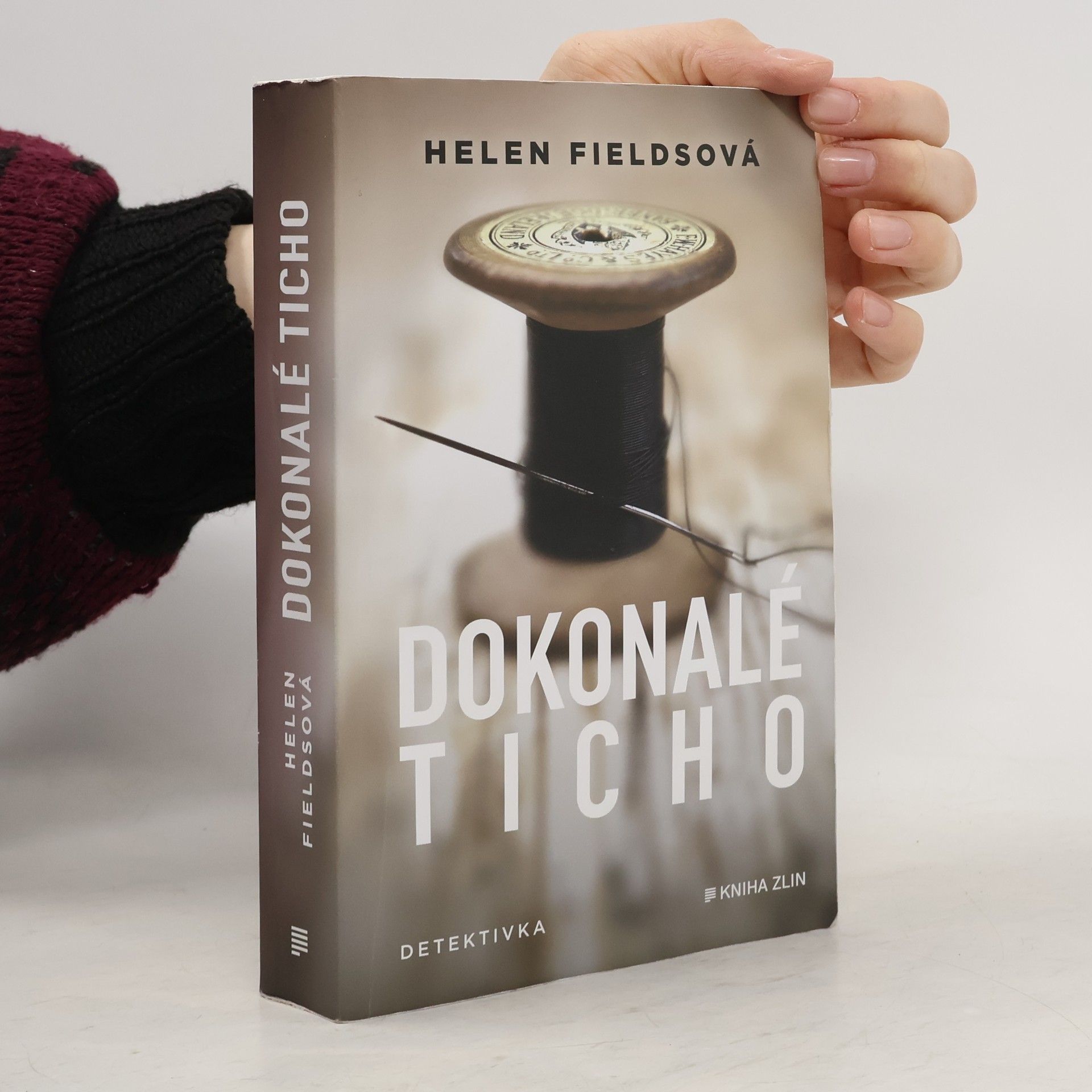 Helen Fields Dokonalé ticho