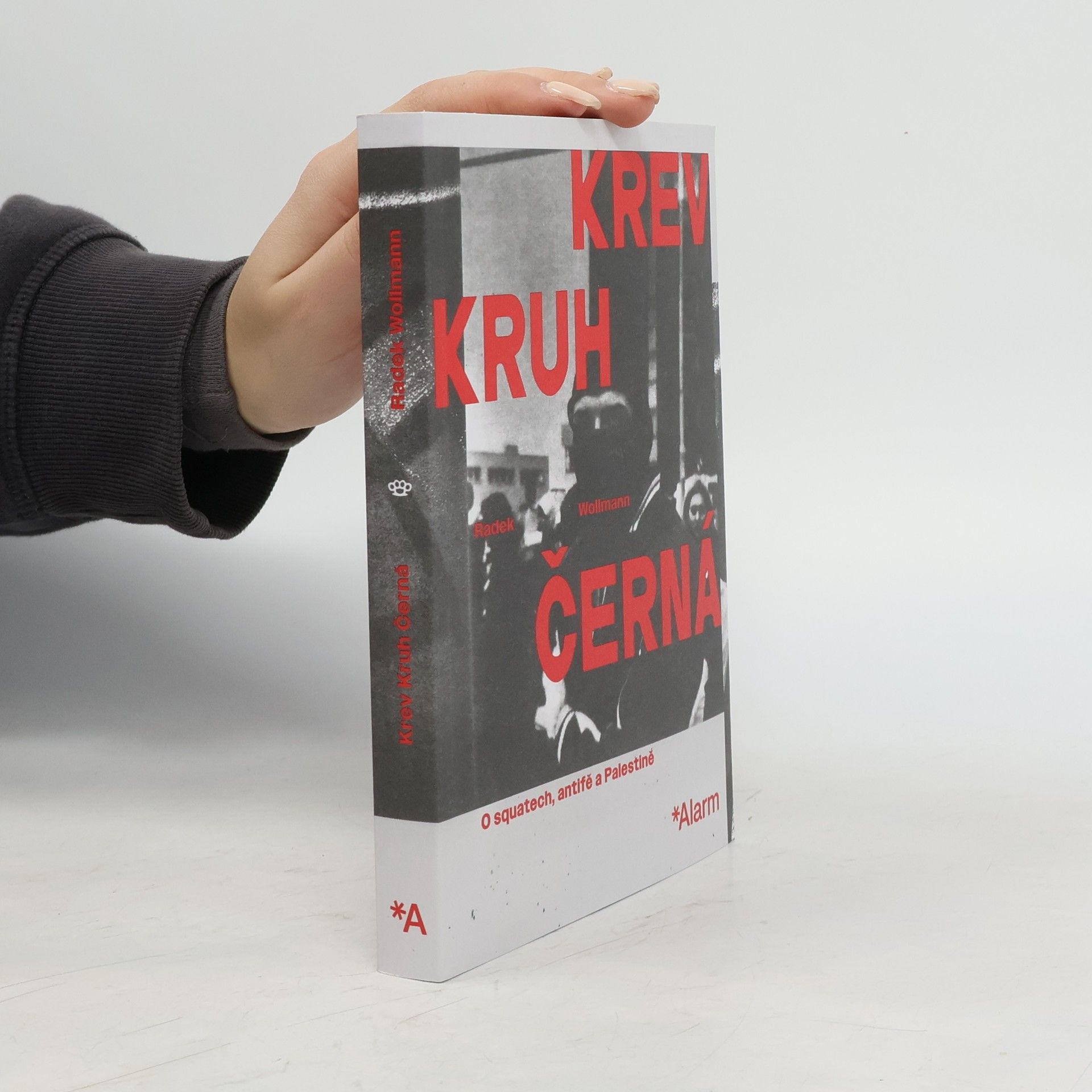 Radek Wollmann Krev, Kruh, Černá