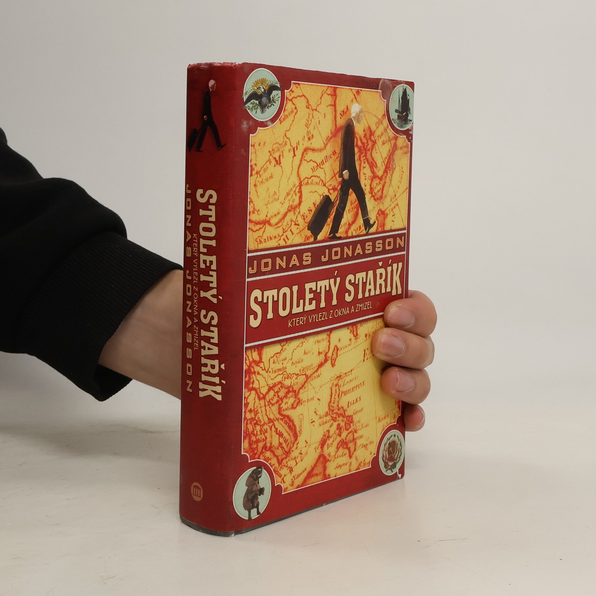 Jonas Jonasson Stoletý stařík, který vylezl z okna a zmizel