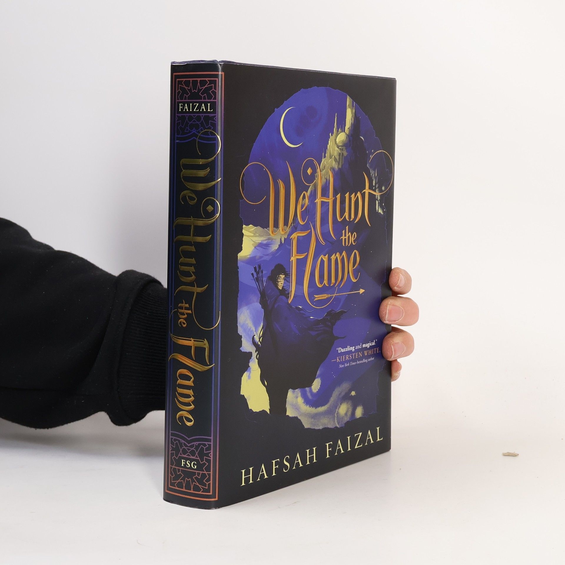 Hafsah Faizal We Hunt the Flame