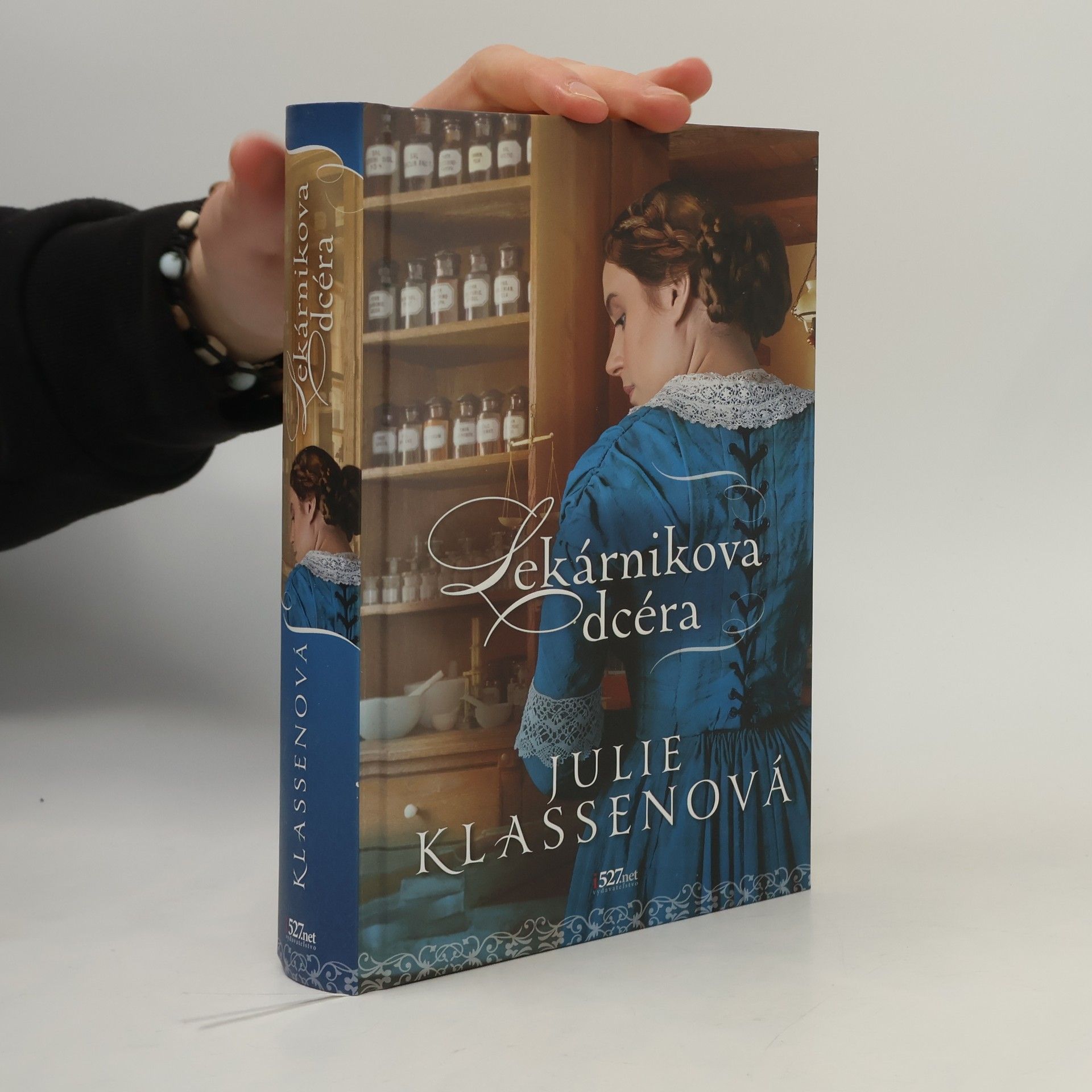 Julie Klassen Lekárnikova dcéra
