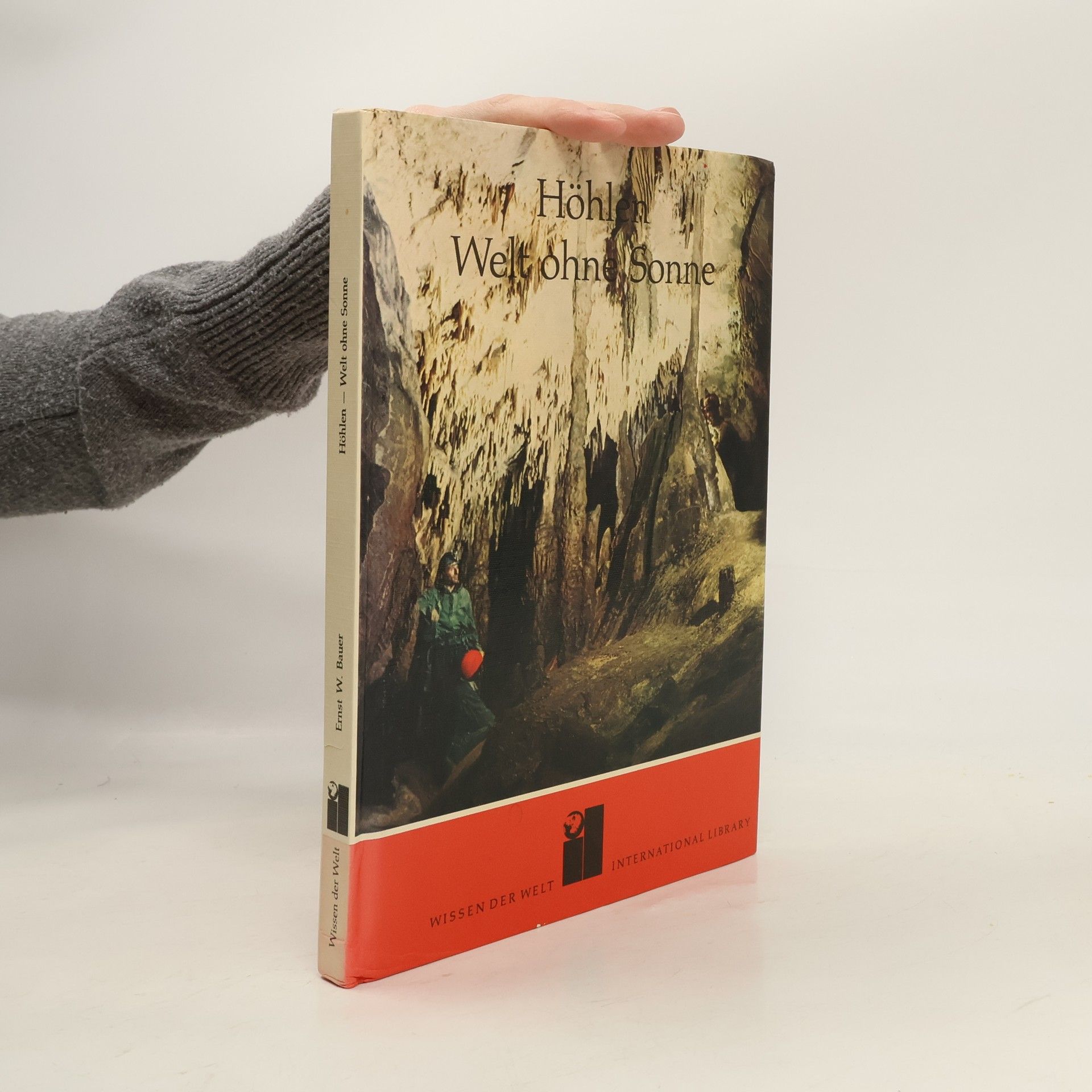 Autores varios Höhlen. Welt ohne Sonne