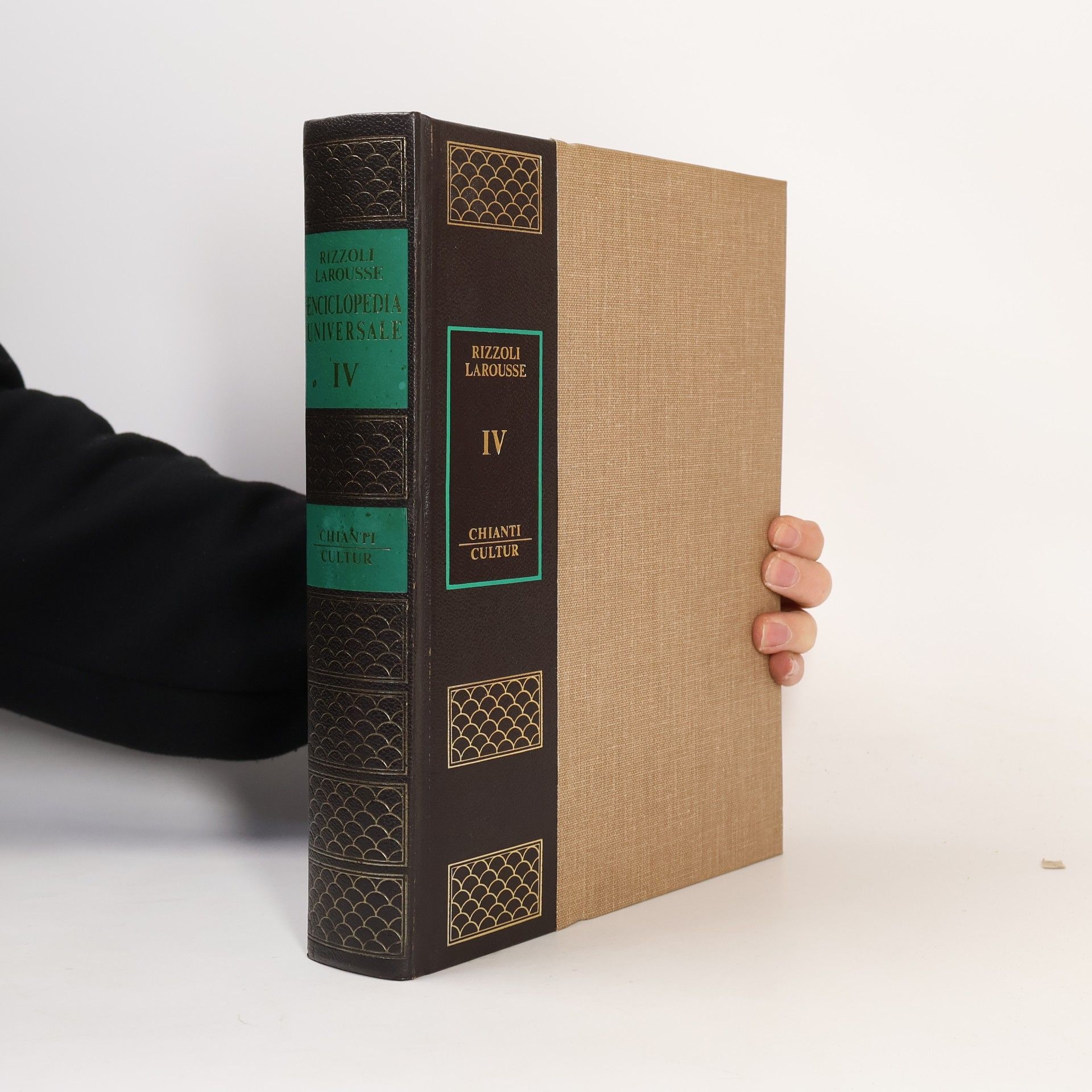 Various authors Enciclopedia Universale IV.