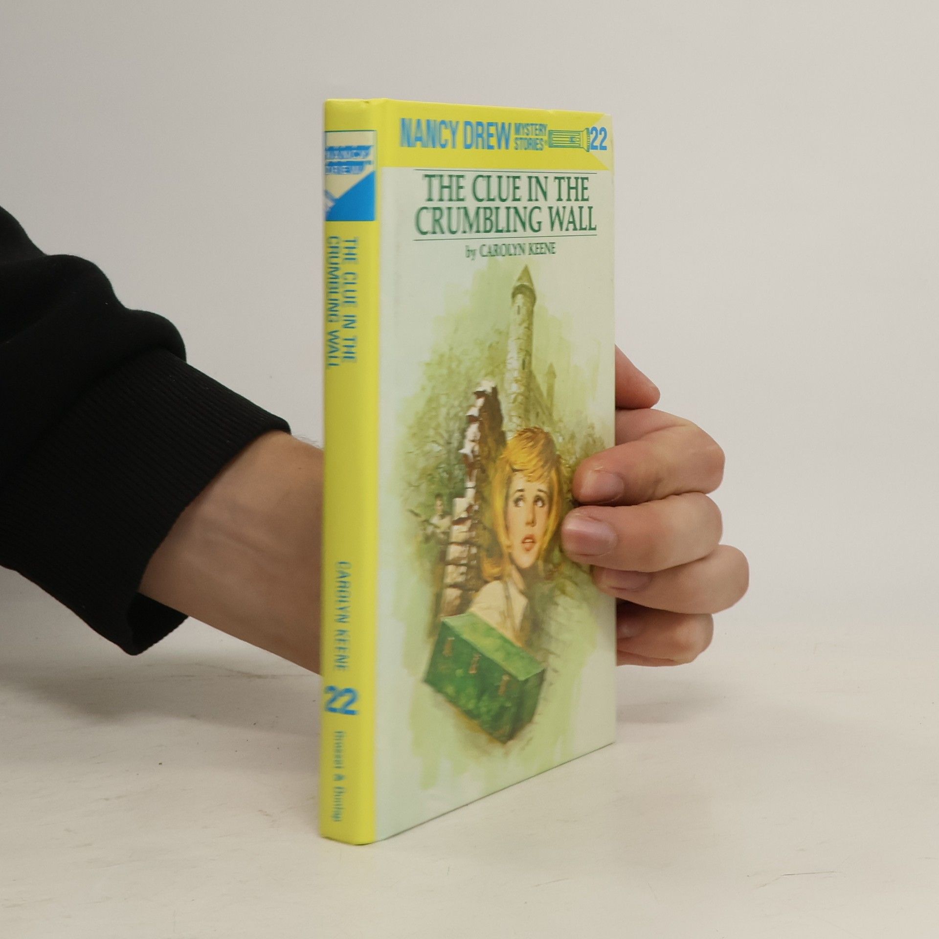 Carolyn Keene Nancy Drew 22: the Clue in the Crumbling Wall