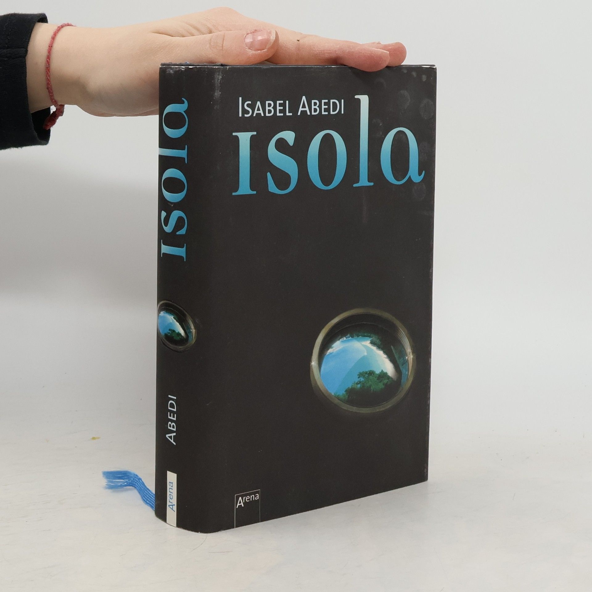 Isabel Abedi Isola