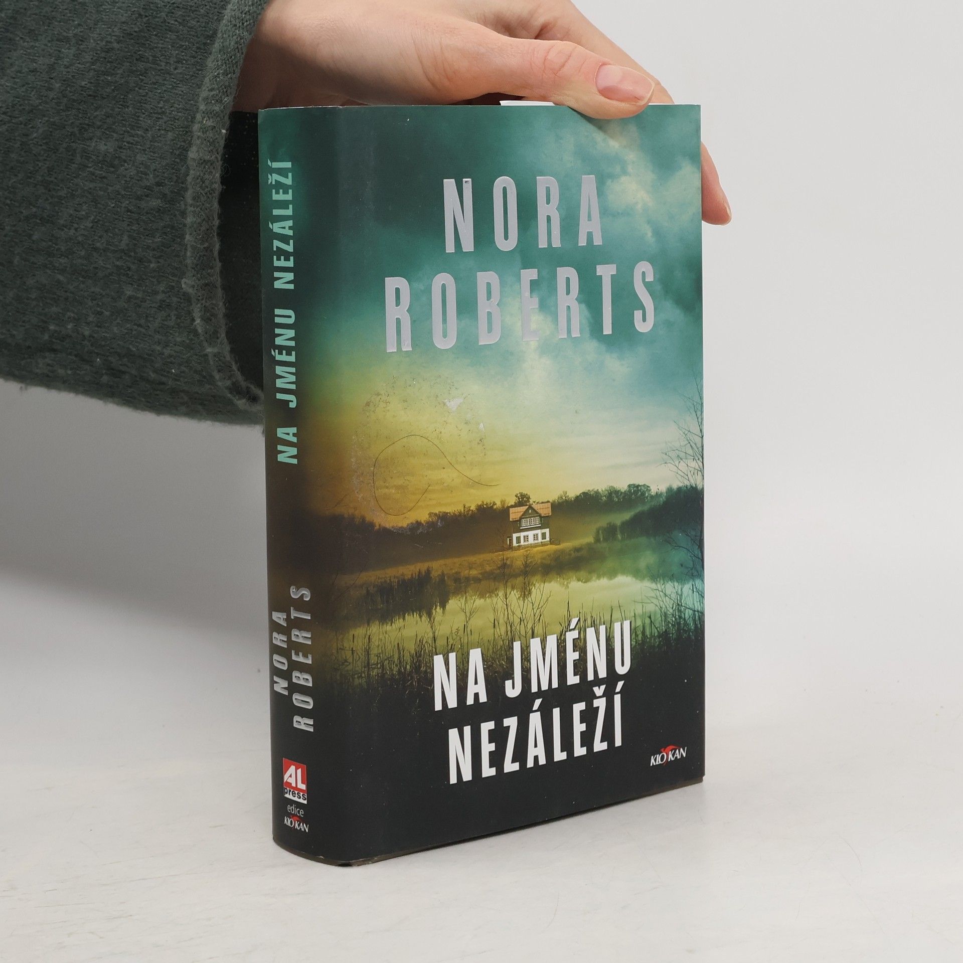 Nora Roberts Na jménu nezáleží