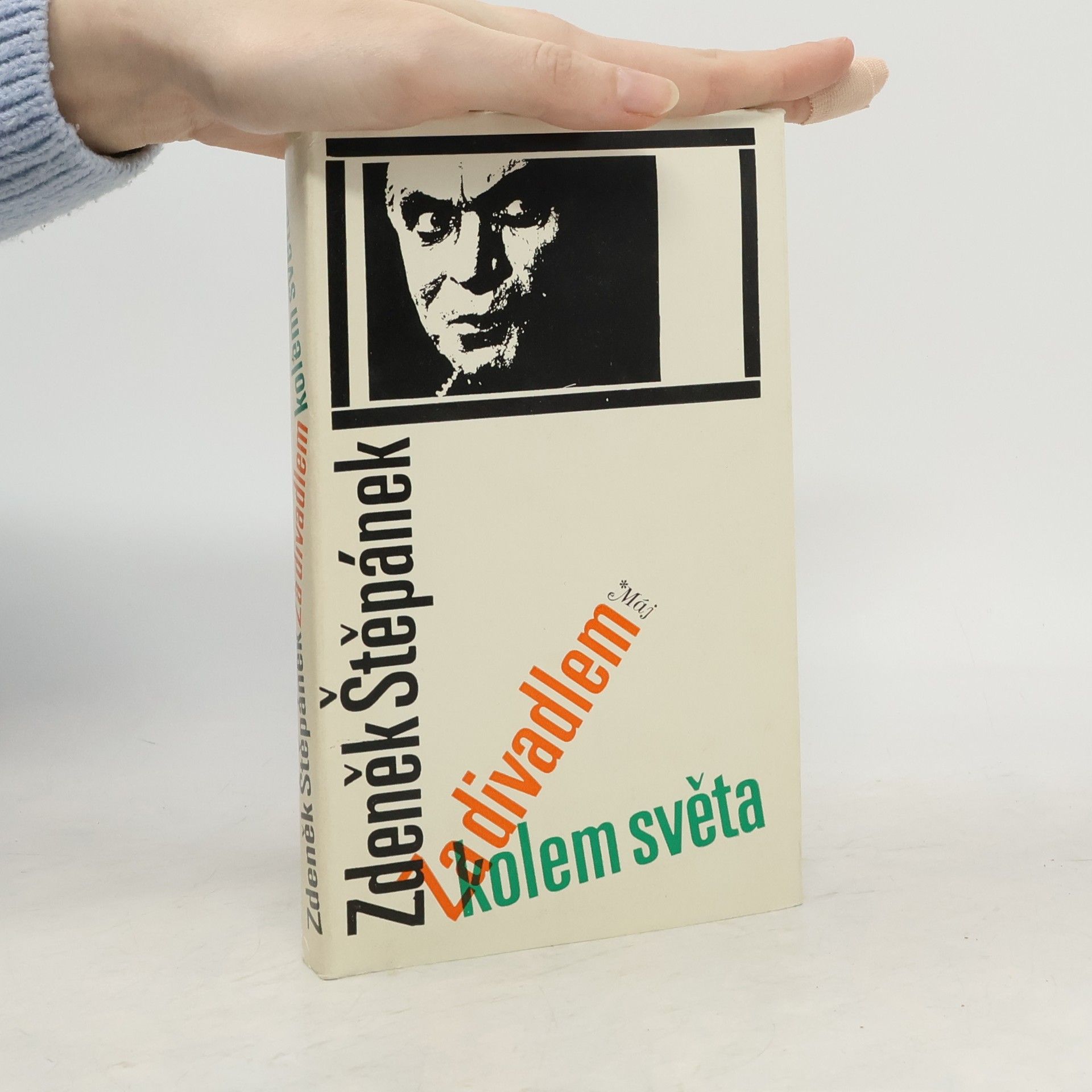 Zdeněk Štěpánek Za divadlem kolem světa