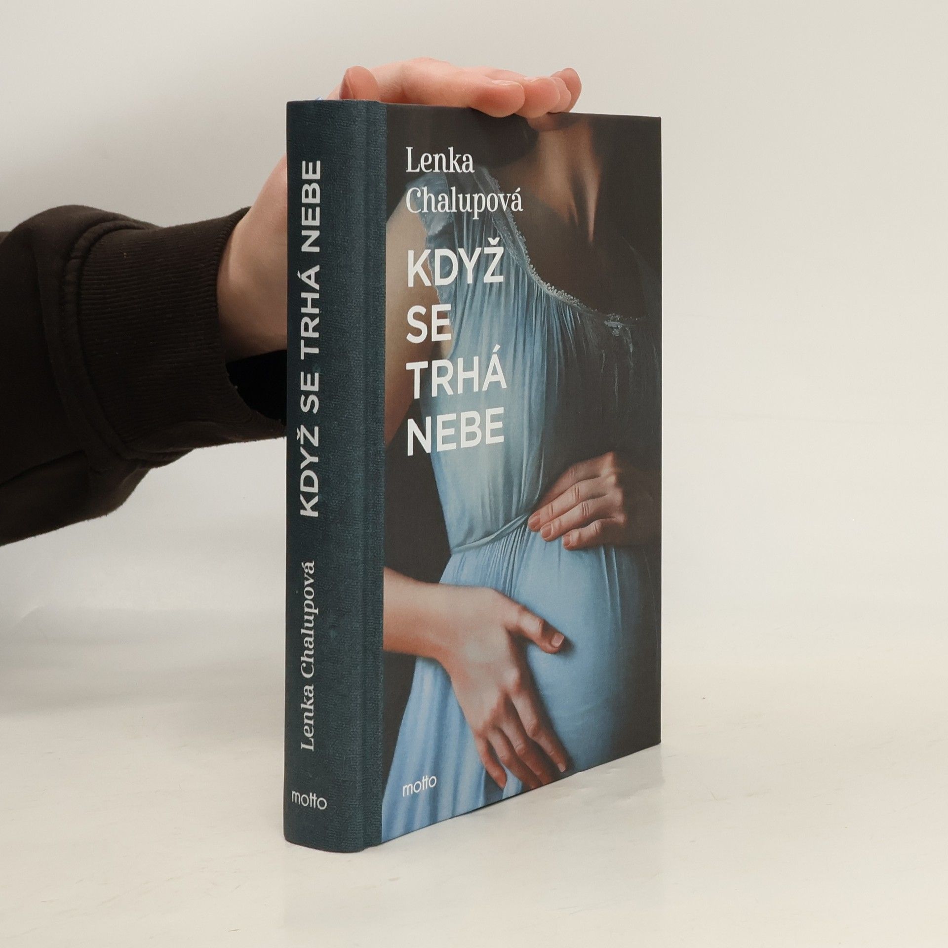 Lenka Chalupová Když se trhá nebe