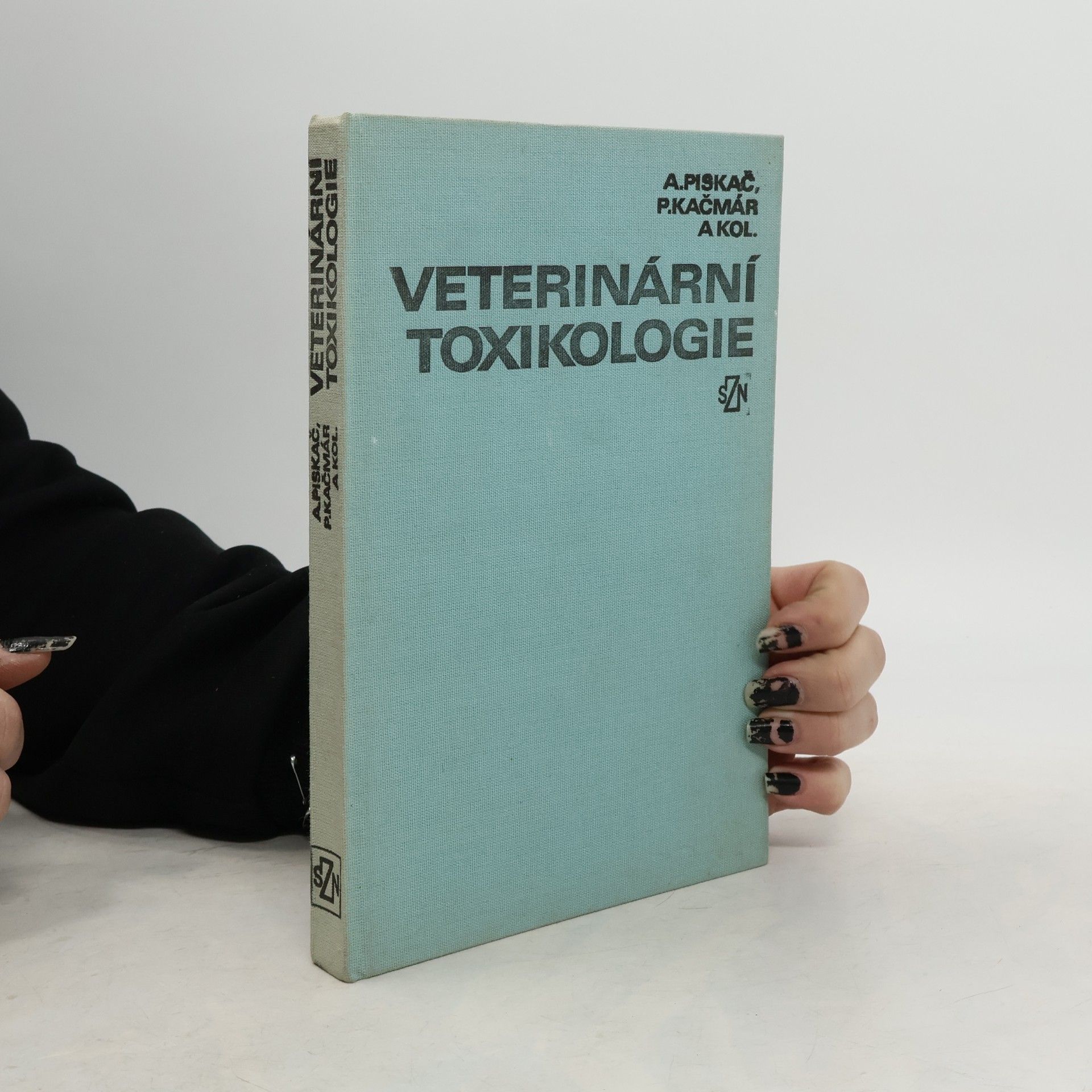Alois Piskač Veterinární toxikologie 1985