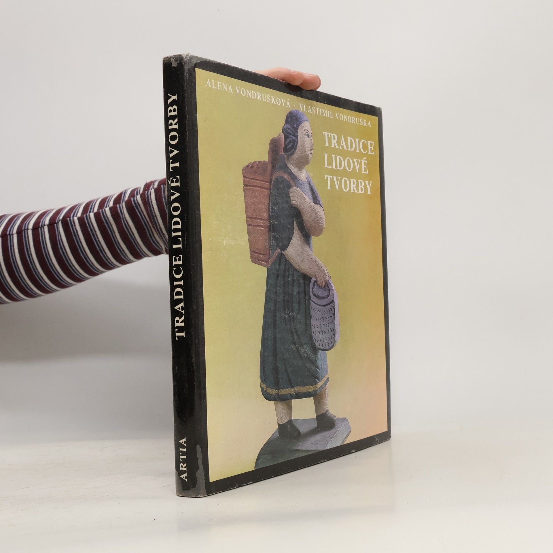 Alena Vondrušková Tradice lidové tvorby