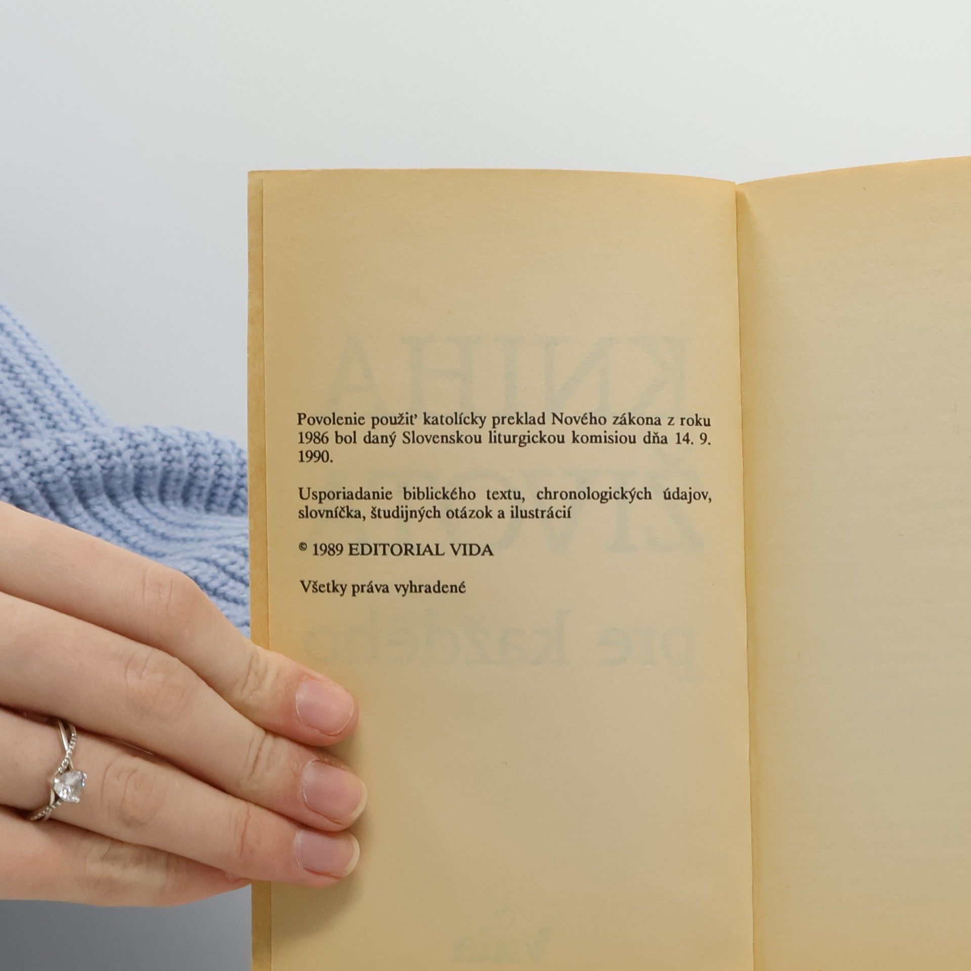 Autores varios Kniha života