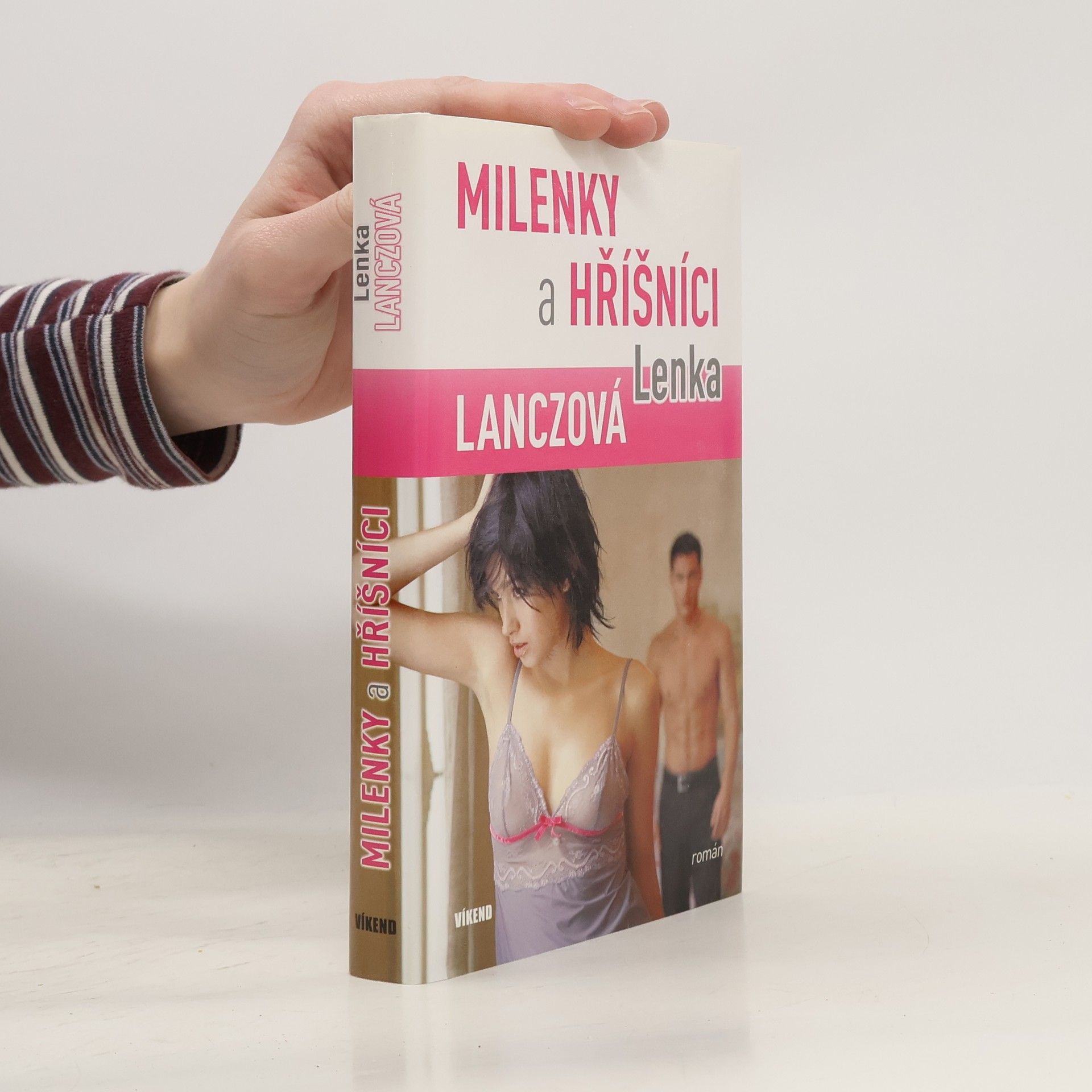 Lenka Lanczová Milenky a hříšníci