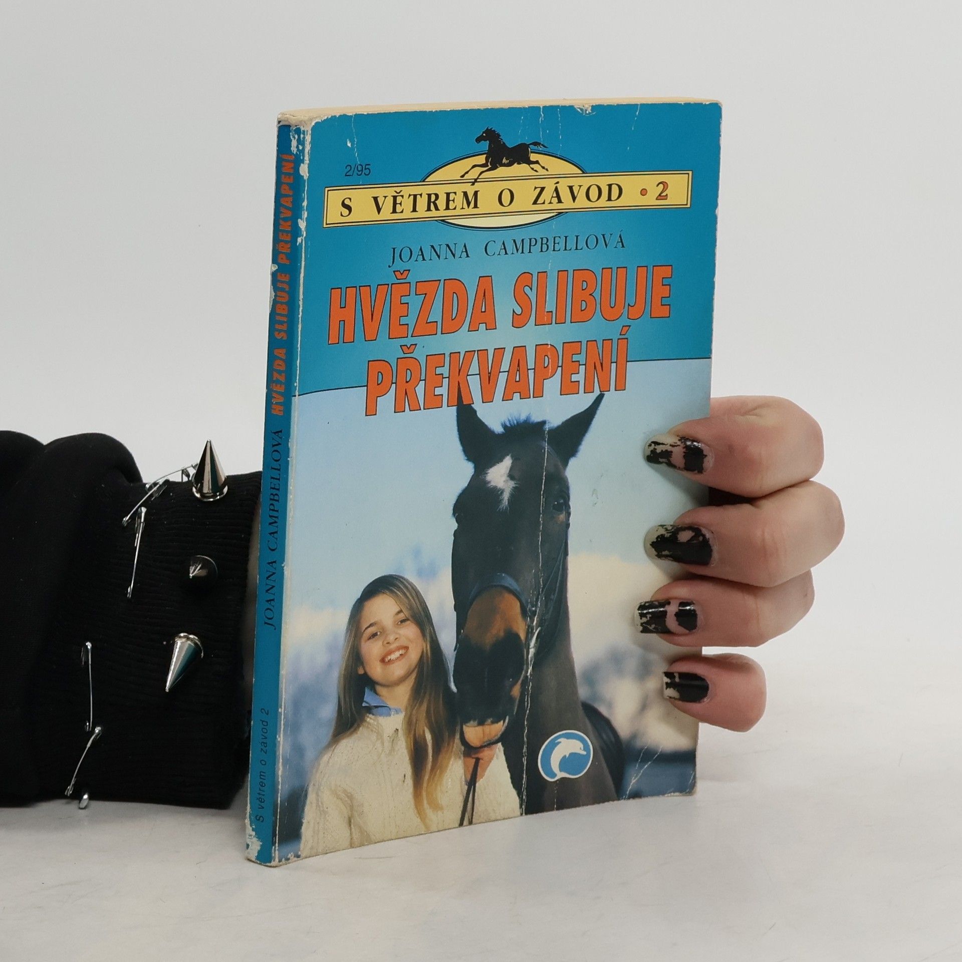 Jo Ann Simon Hvězda slibuje překvapení