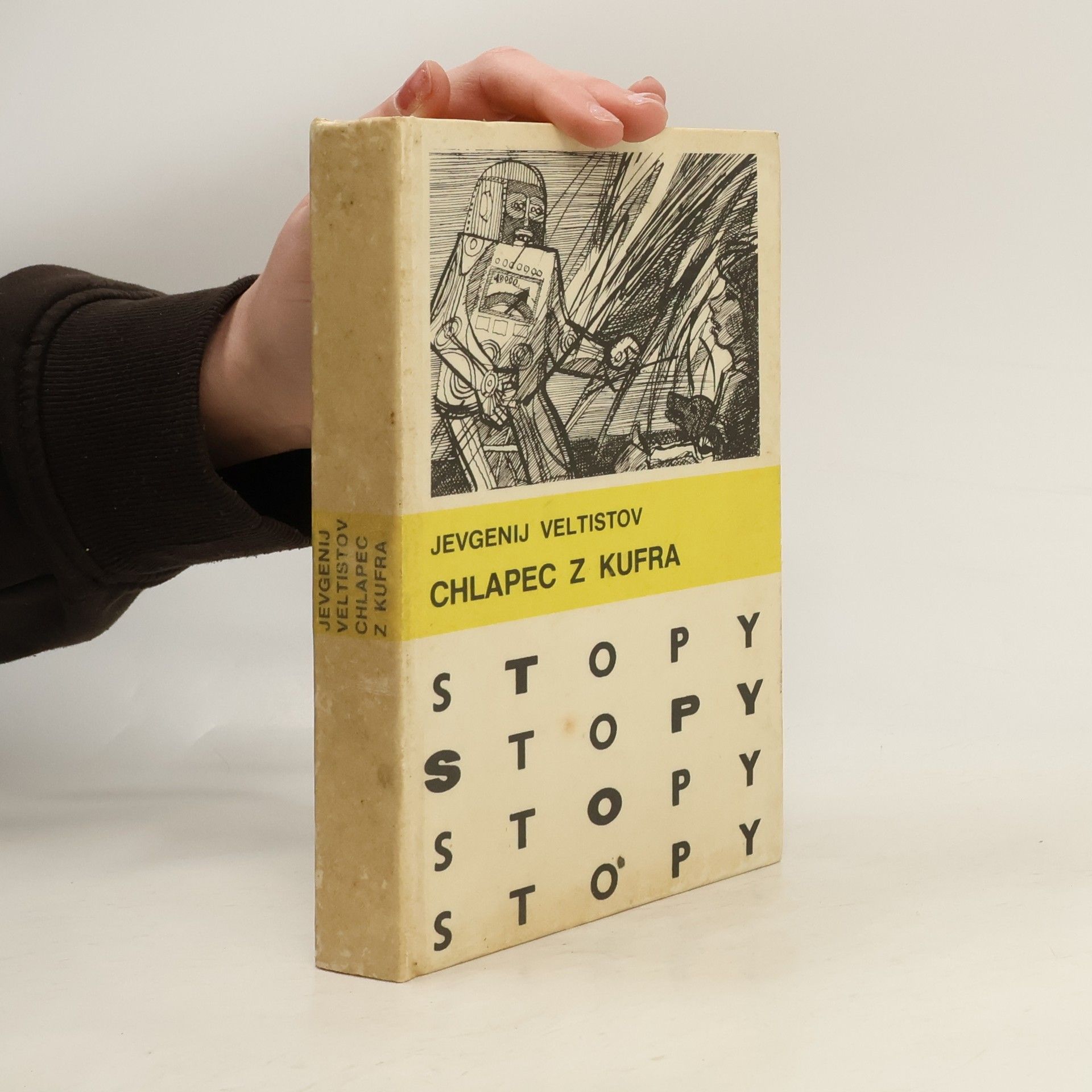 Jevgenij Serafimovič Veltistov Chlapec z kufra