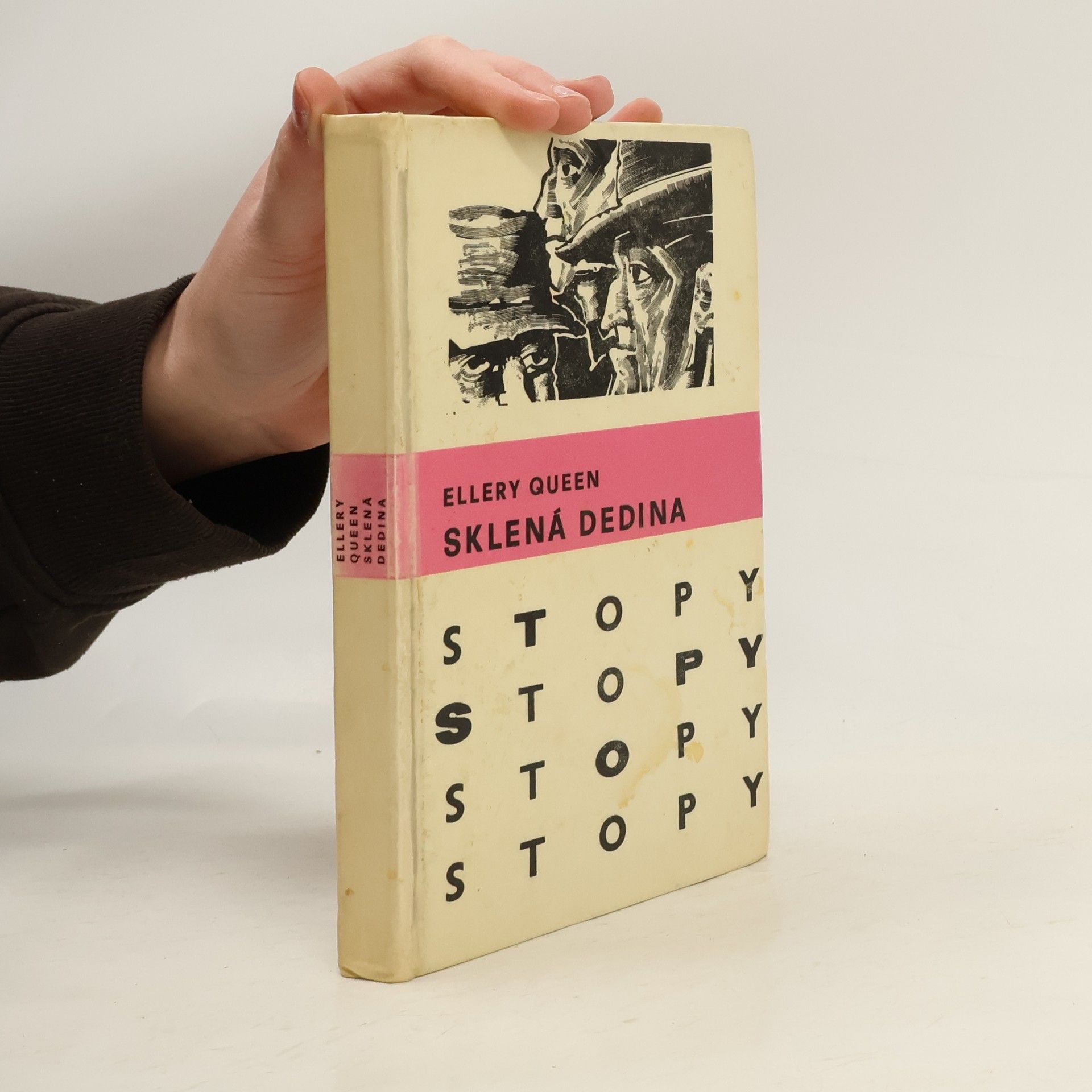 Ellery Queen Sklená dedina