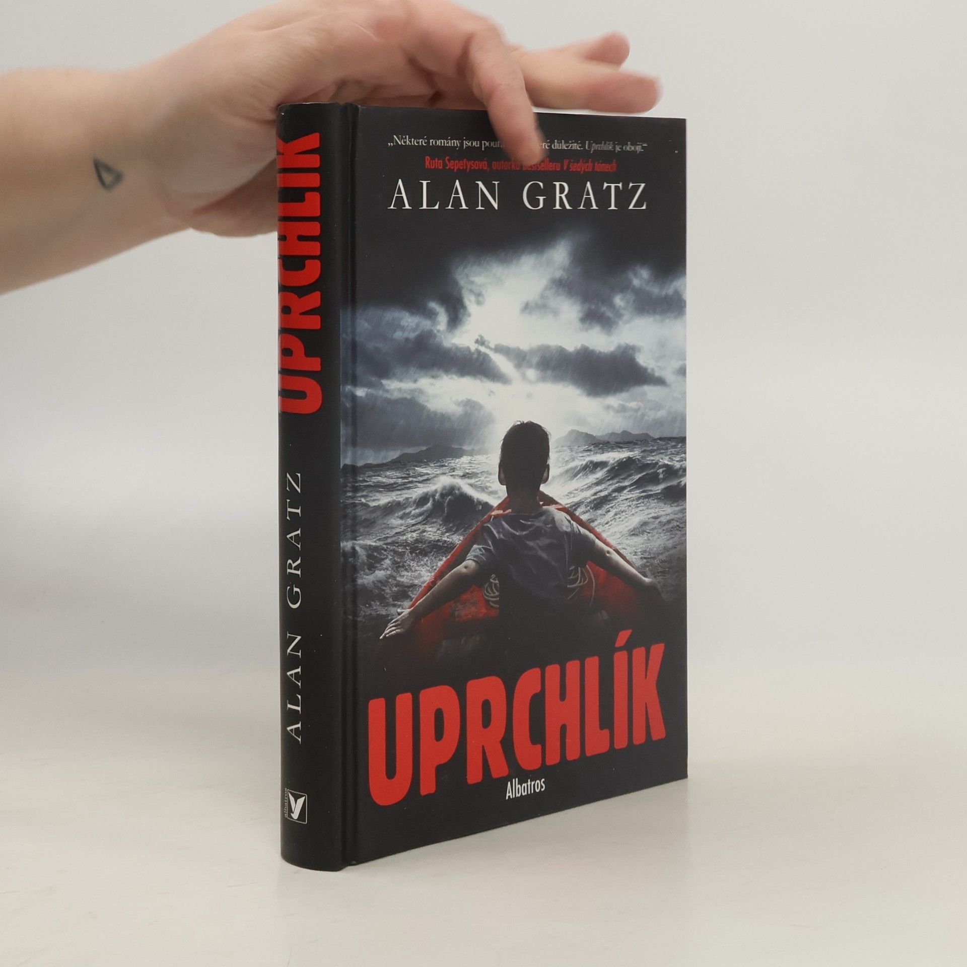Alan Gratz Uprchlík