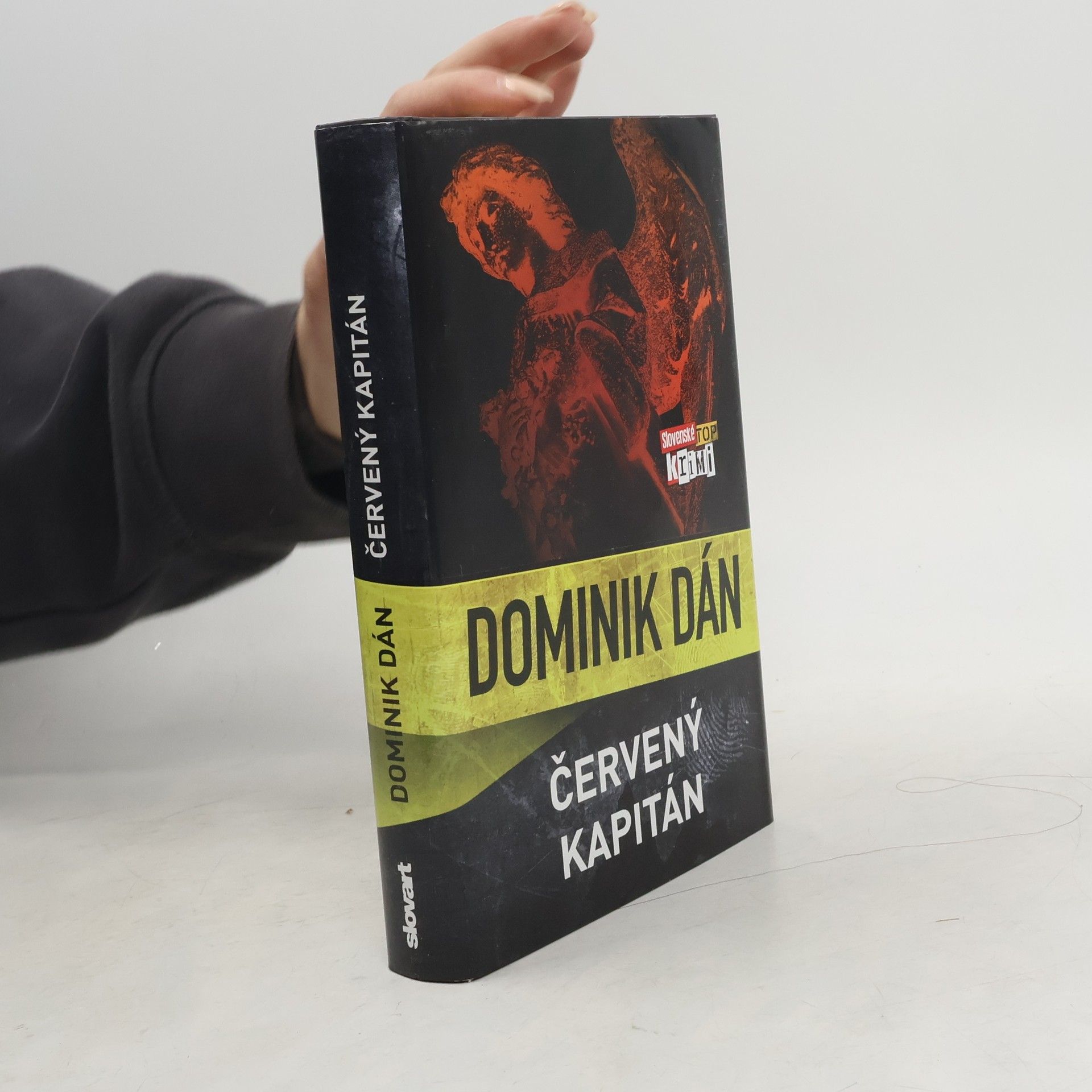 Dominik Dán Červený kapitán