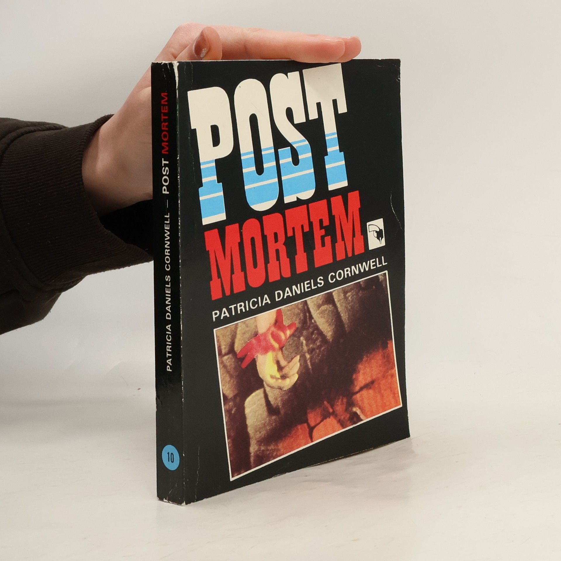 Patricia Cornwell Postmortem